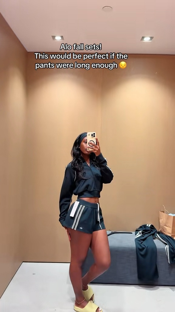 Looking for cute sweatsuits/tracksuits for the fall and the for my airport outfits! Look no further this ALO track set is perfect! 

#LTKActive