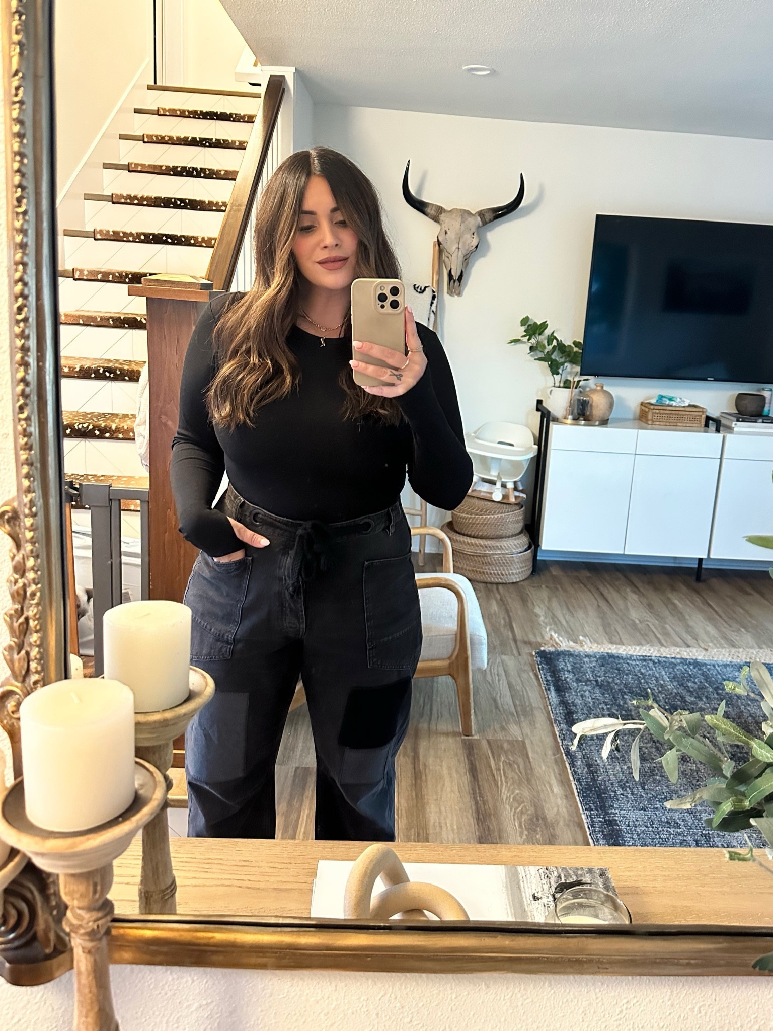 🖤 Casual holiday fit 

#LTKstyletip #LTKmidsize #LTKparties