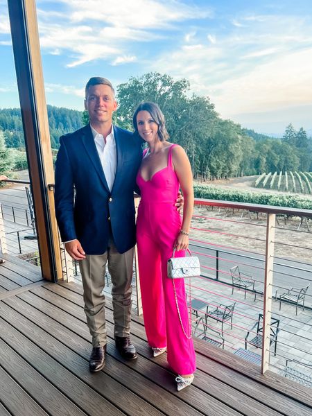 Lots of wine and whining 🍷 the most gorgeous views and rehearsal dinner! 