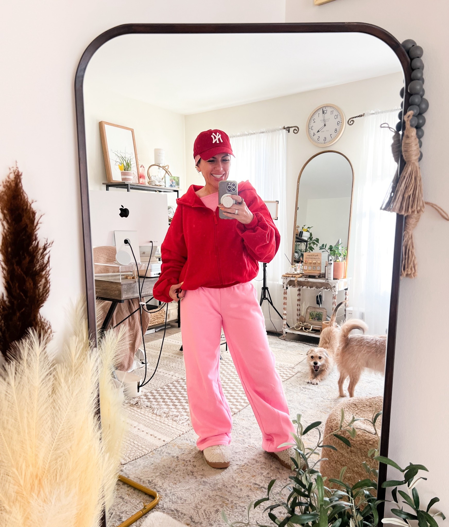 Size small hoodie, fits oversized. Size XS pants but run oversized. Cutesie adjustable hat.

#LTKActive #LTKfitnessgoals #LTKValentine