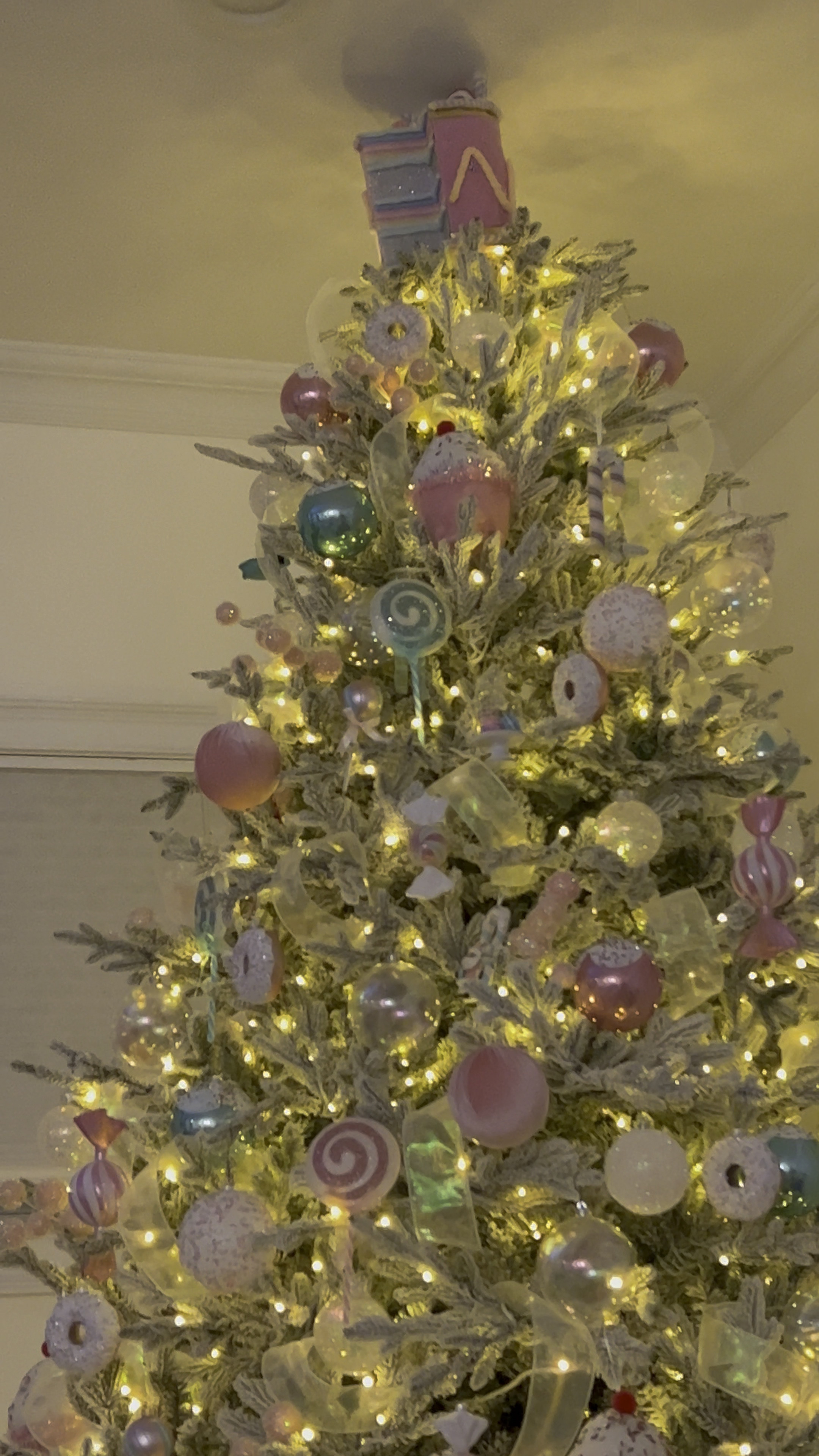 Candy & bakery theme Christmas tree 🎄🧁🍬

#LTKHoliday