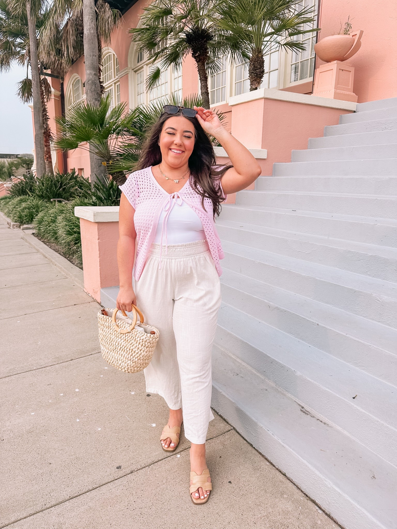 Cute casual beach outfit | these pants are so good and perfect if you are petite! Wearing size L in everything! 

#LTKMidsize #LTKPetite #LTKStyleTip