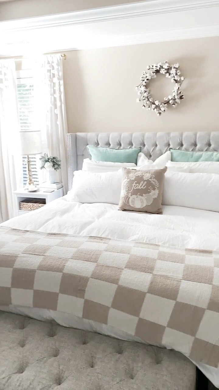 Loving this farmhouse boho bedroom makeover so much! This checkered throw is so cute and cozy, I found it on Amazon! 

Amazon finds | boho bedroom | farmhouse bedroom | checkered throw blanket | checkered blanket | home decor | bedroom decor | tufted headboard | peaceful bedroom | wayfair finds | white nightstands | storage bench | king size bed | farmhouse style | bohemian bedroom | checkered throw | holiday gift | budget friendly gift ideas | gifts for home decorator | gifts for homebody | tufted bench 