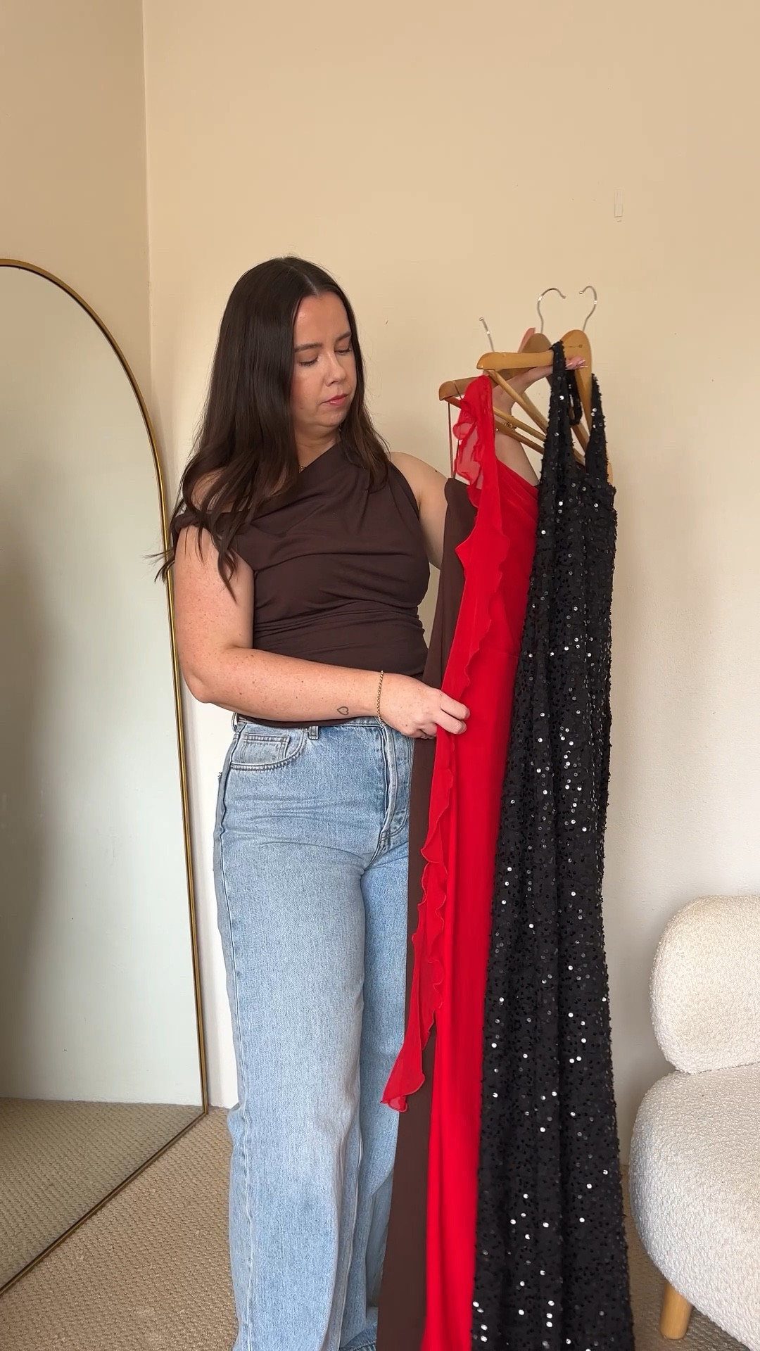 All 3 dresses from Showpo

Chocolate dress: size 12
Red dress: size 14
Black sequin dress: size 14

#LTKmidsize #LTKpartywear #LTKaustralia