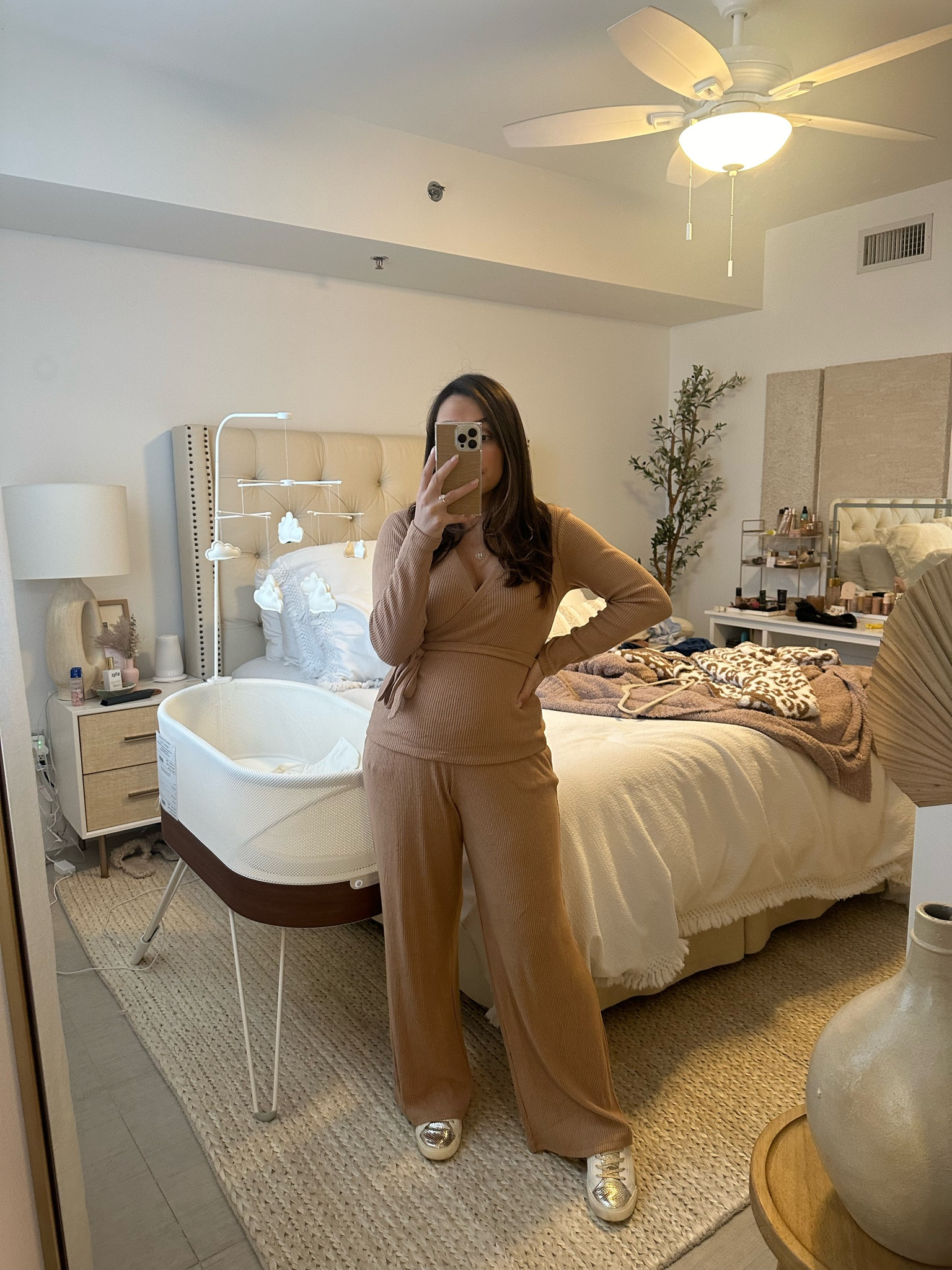 Postpartum comfortable outfit! Wearing a size small  

#LTKfindsunder100 #LTKfindsunder50