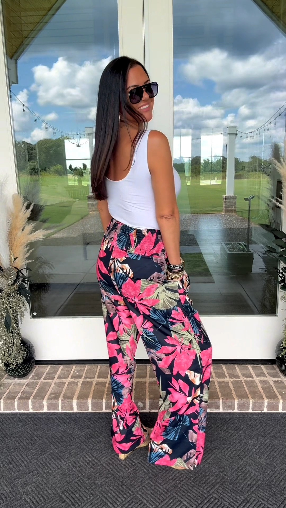 summer outfits over 40

#over40 #floral #highwaisted #widelegpants #ootd

#LTKootd #LTKOver40 #LTKTall