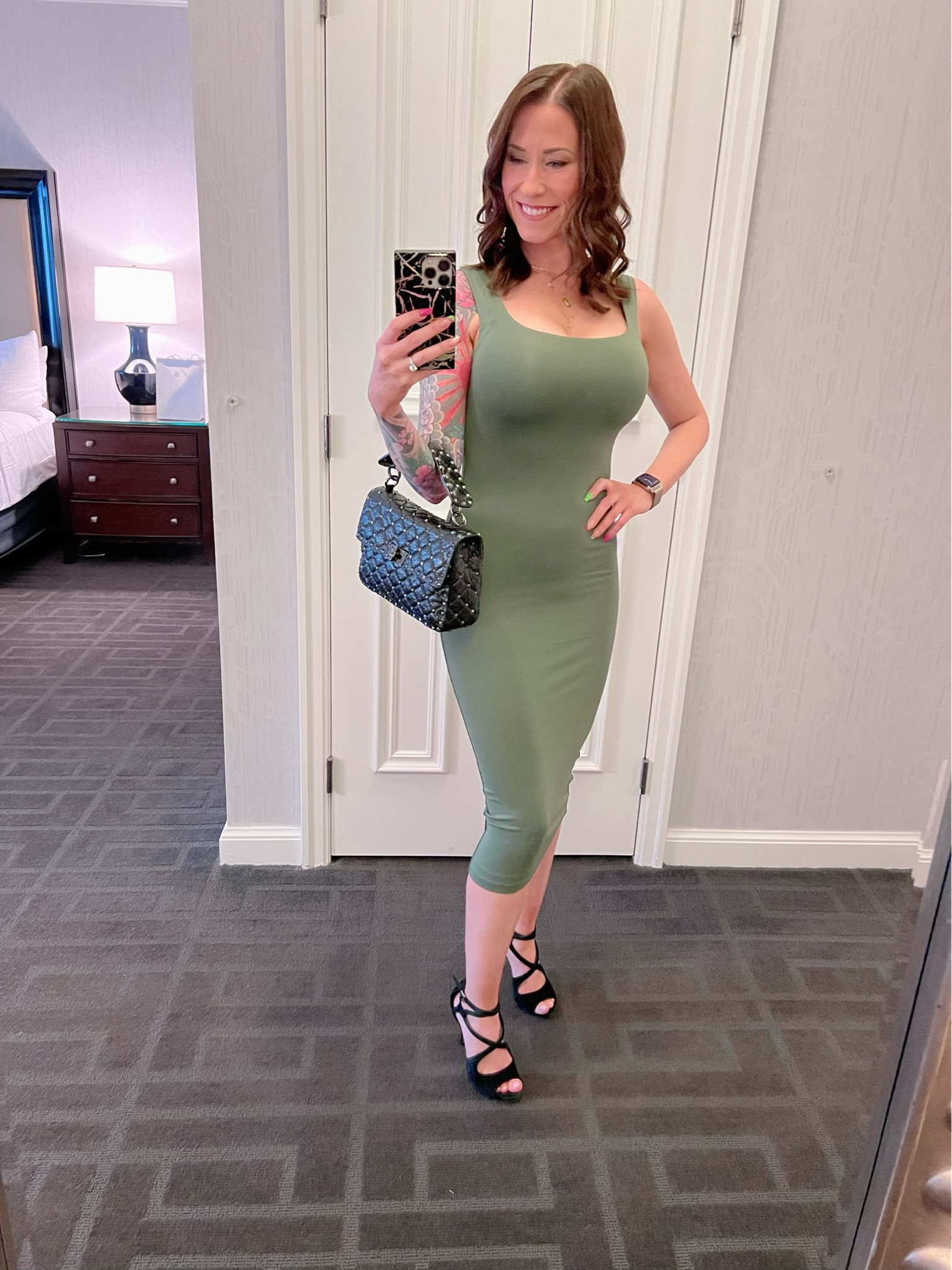 Another Aritzia dupe from SHEIN 💚

Fashion faux pas I 100% disagree with is “never buy the same clothing item in different colours” 
I say bullocks to that, if you like it get it in as many colours you love 🙌
