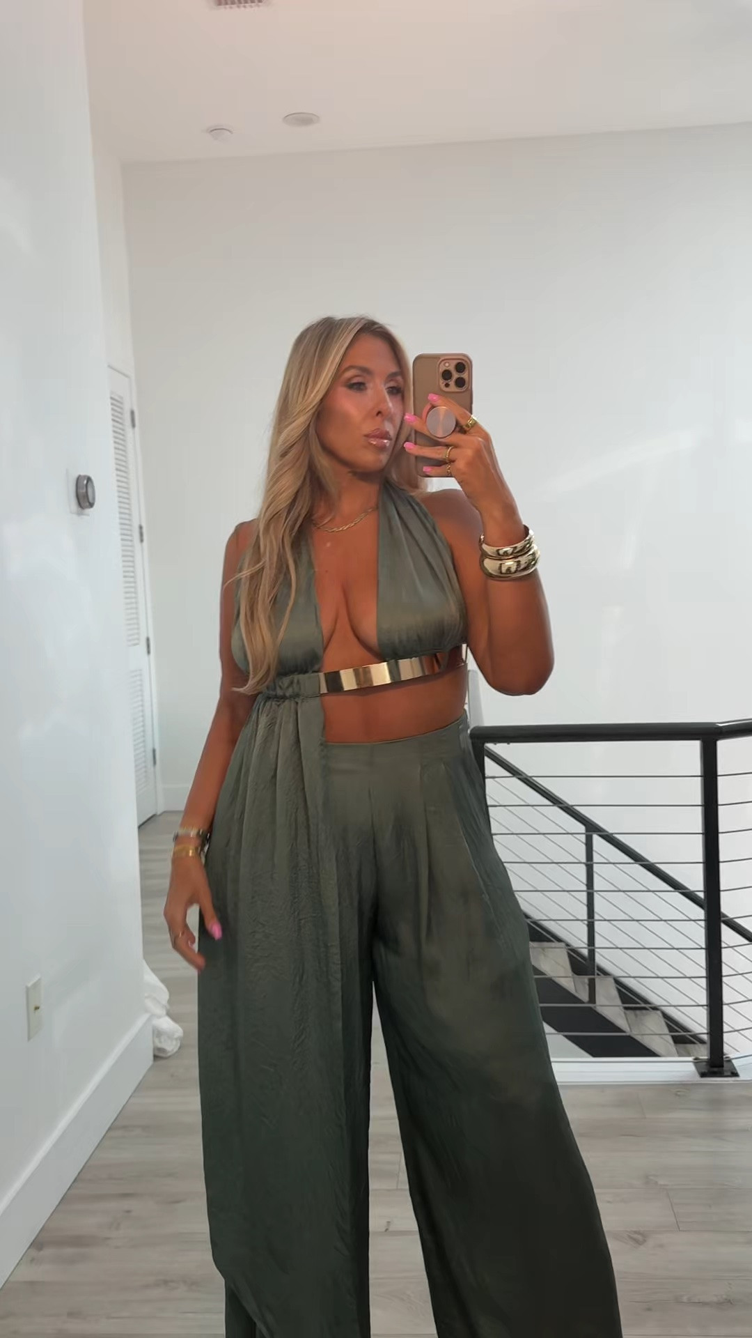 JLux top size L pants size XL

#LTKMidsize #LTKootd #LTKBeauty