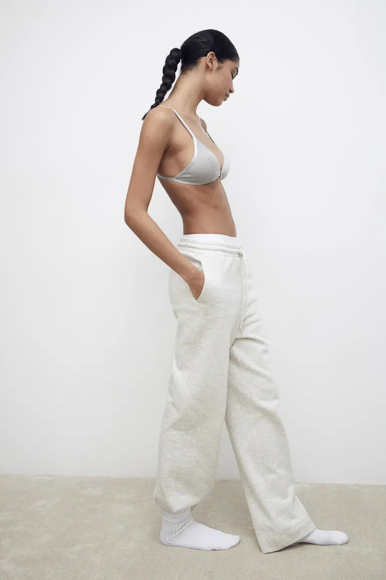 Wide sweatpants | H&M (UK, MY, IN, SG, PH, TW, HK)