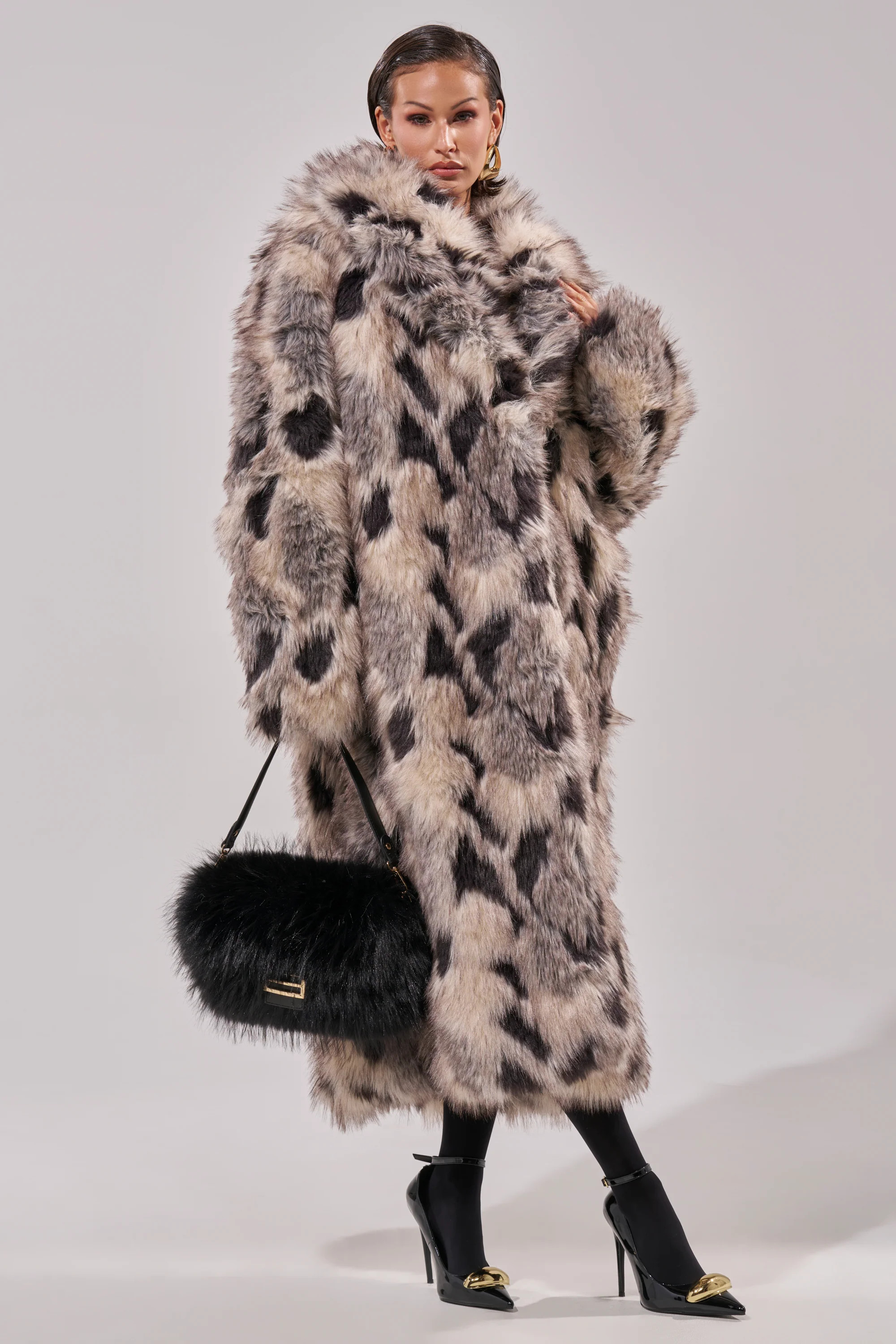 NEW AUSTIN FAUX FUR COAT | AKIRA