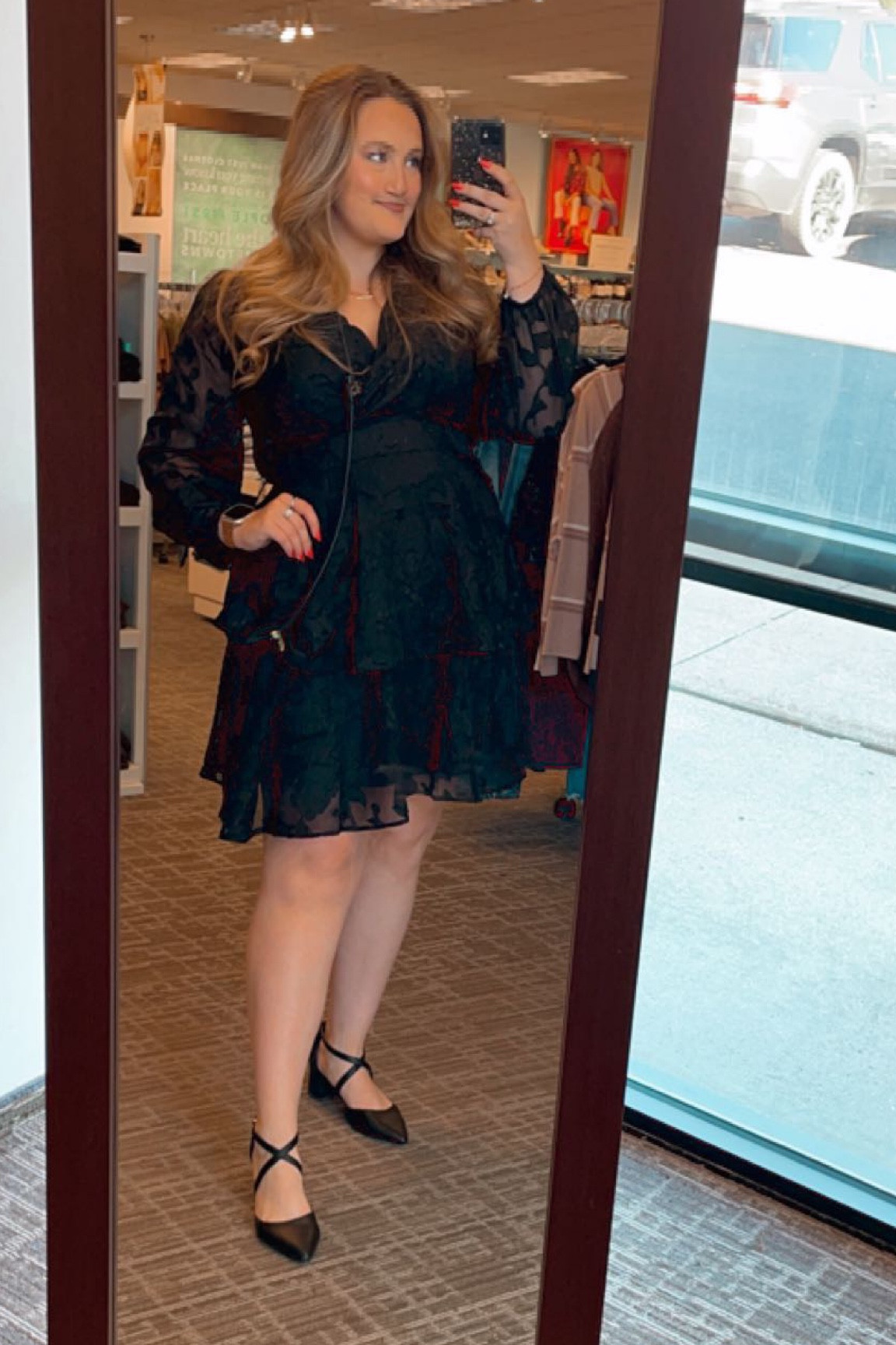 The perfect holiday dress! It’s a little black dress that has tiered ruffles and pairs well with any jewelry! 

#LTKfindsunder50 #LTKmidsize #LTKHoliday