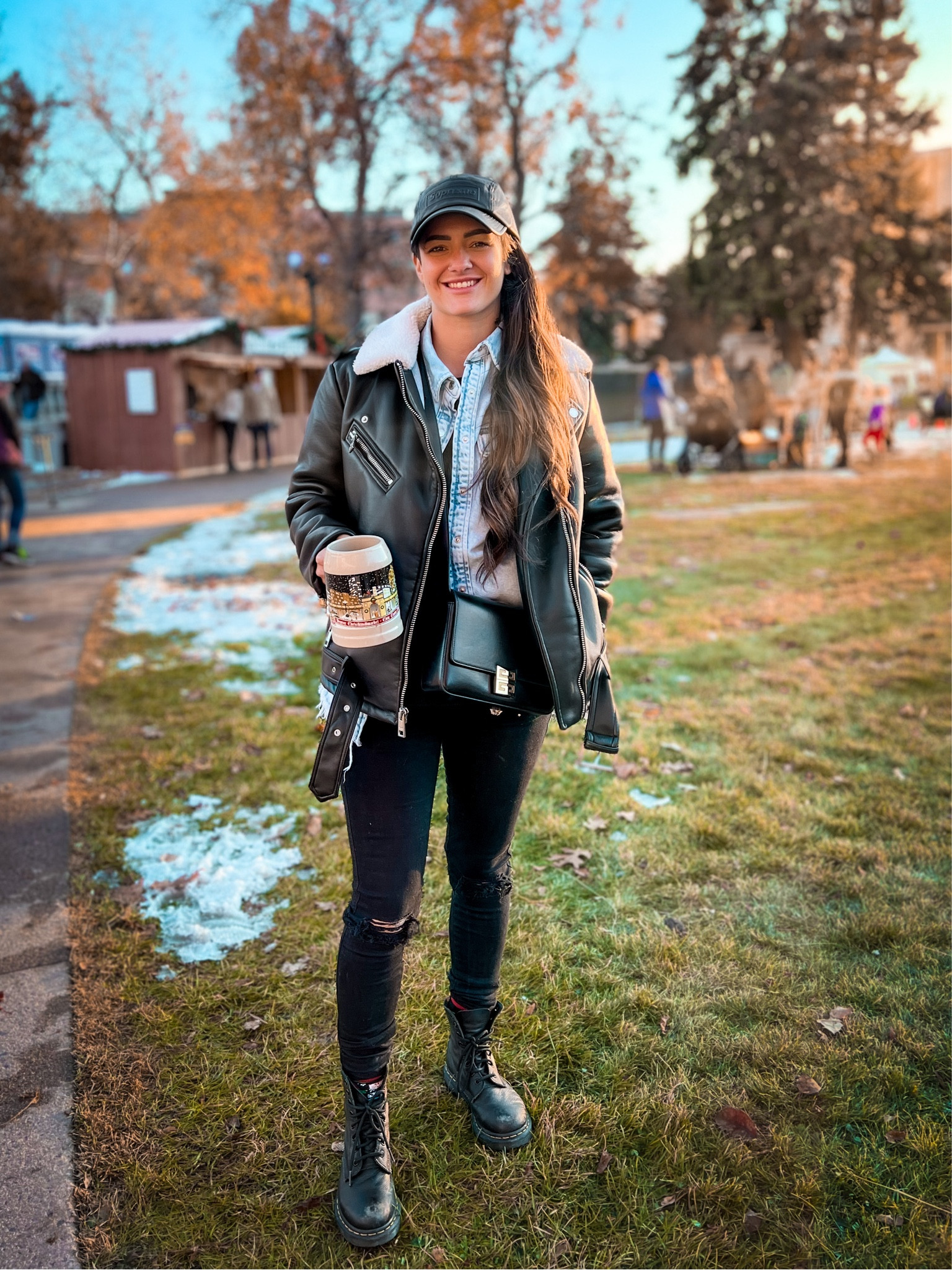 Baby it’s cold outside ❄️

#androgynous #tomboy

#LTKfit #LTKHoliday #LTKtravel