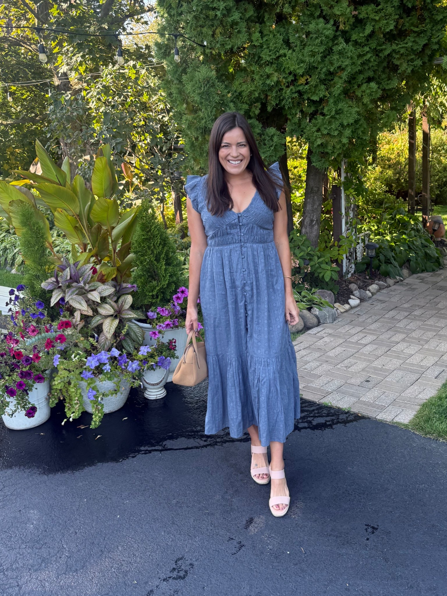 At my sisters rehearsal dinner. This dress is so comfy - easy breezy to throw on. 💙🩵

#LTKStyleTip #LTKSeasonal