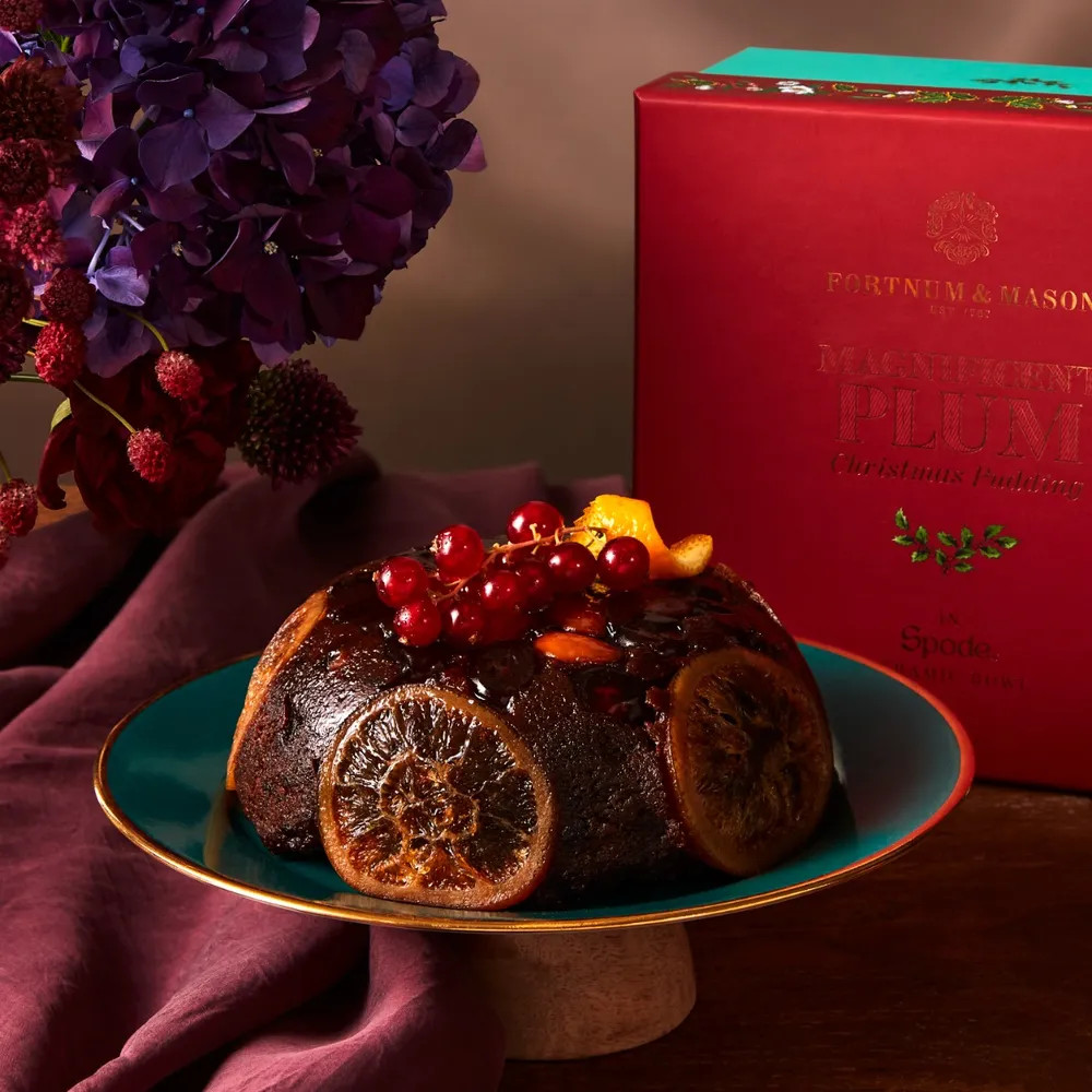 Magnificent Plum Christmas Pudding in Spode Basin, 907g | Fortnum & Mason