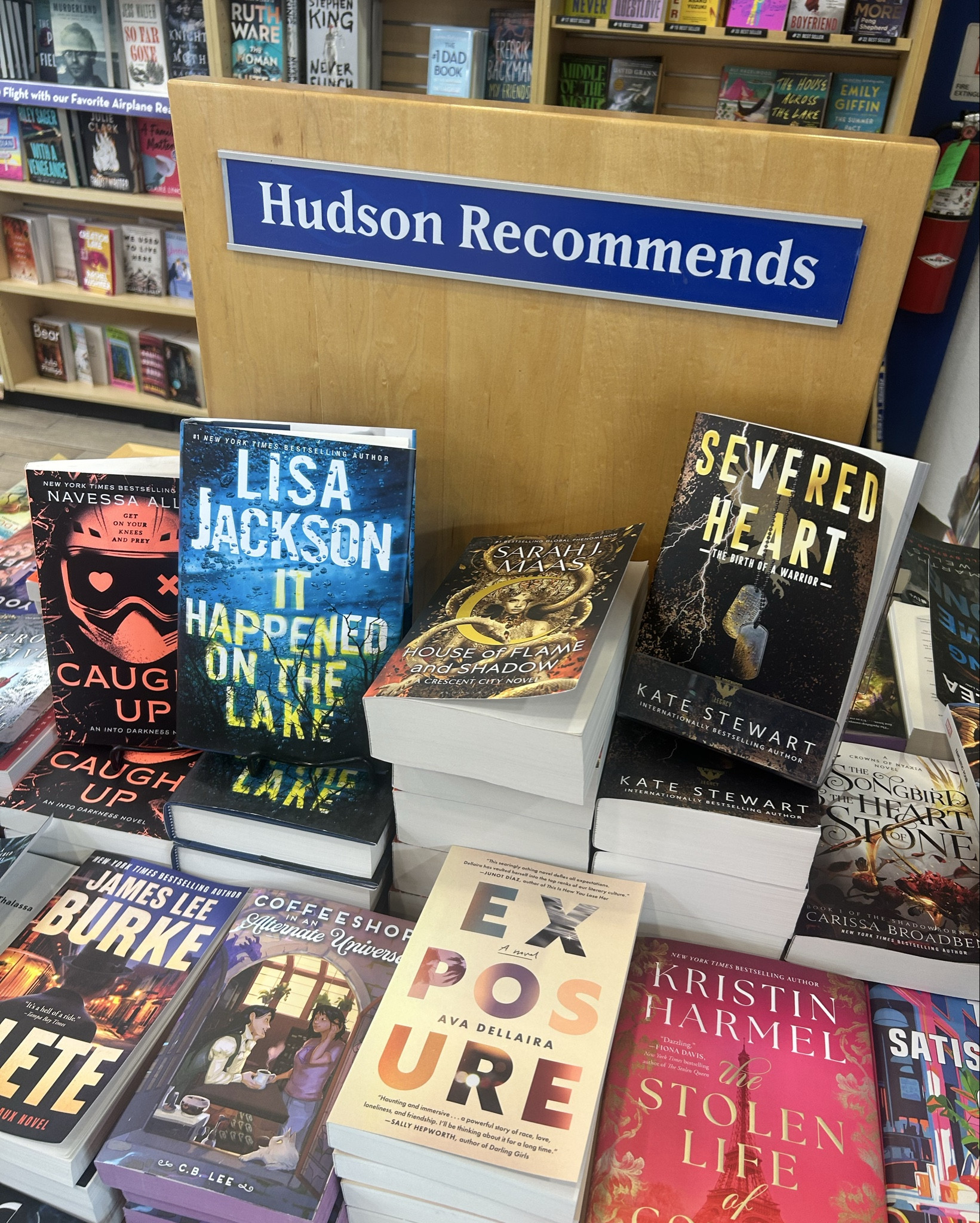 Airport books I’d love to read 

#LTKTravel #LTKU #LTKCon