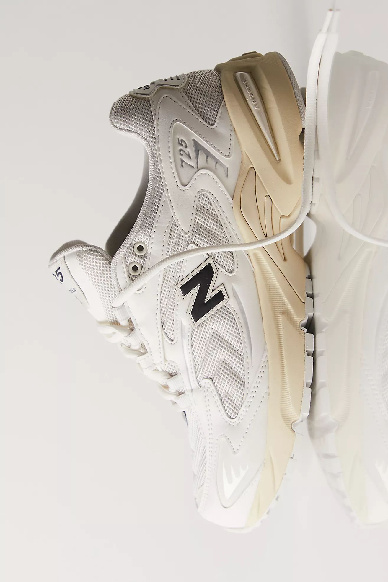 New Balance 725 Sneakers | Free People (Global - UK&FR Excluded)