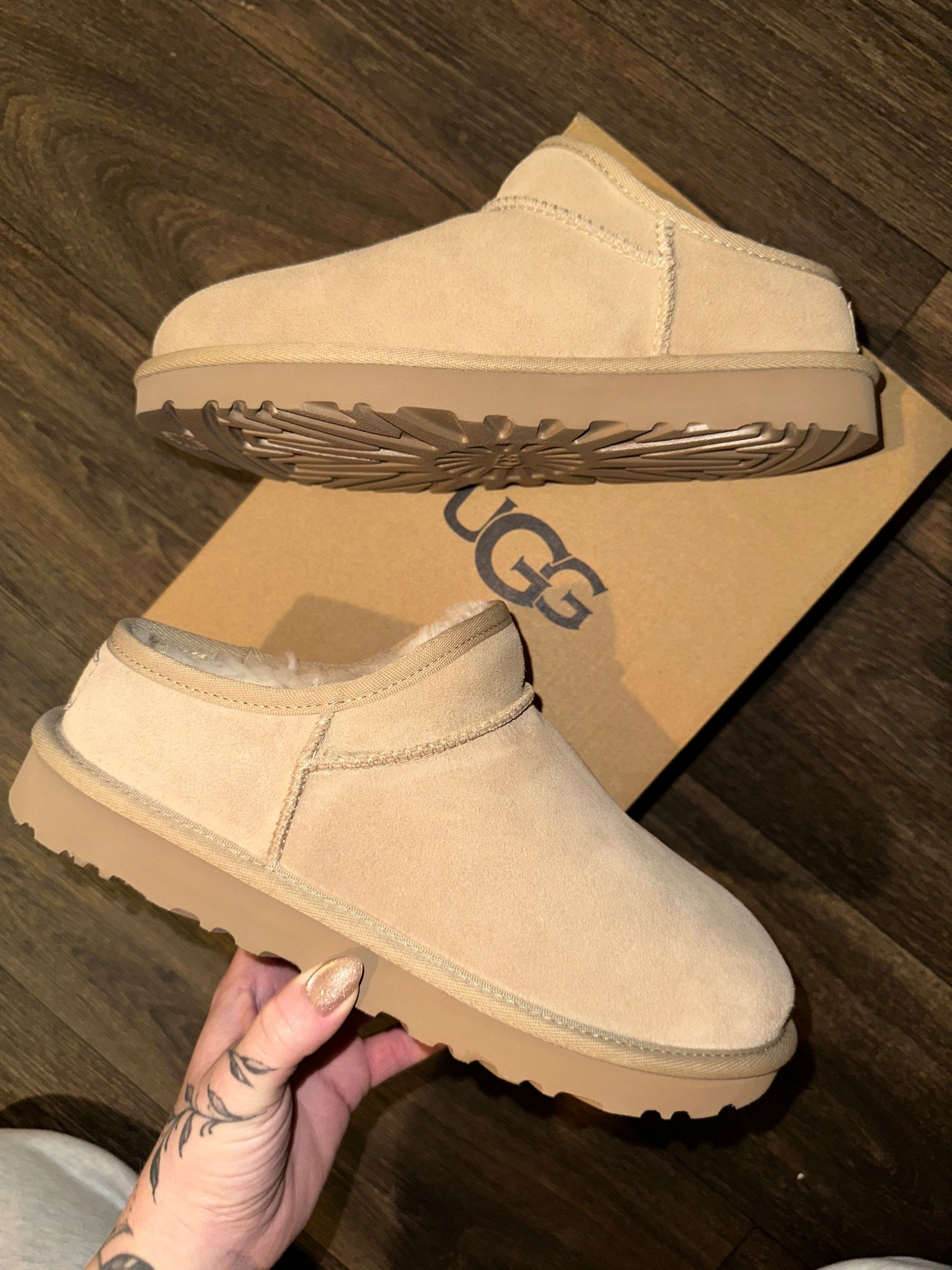 The perfect slip ons 💖 

#LTKHoliday #LTKSaleAlert #LTKGiftGuide