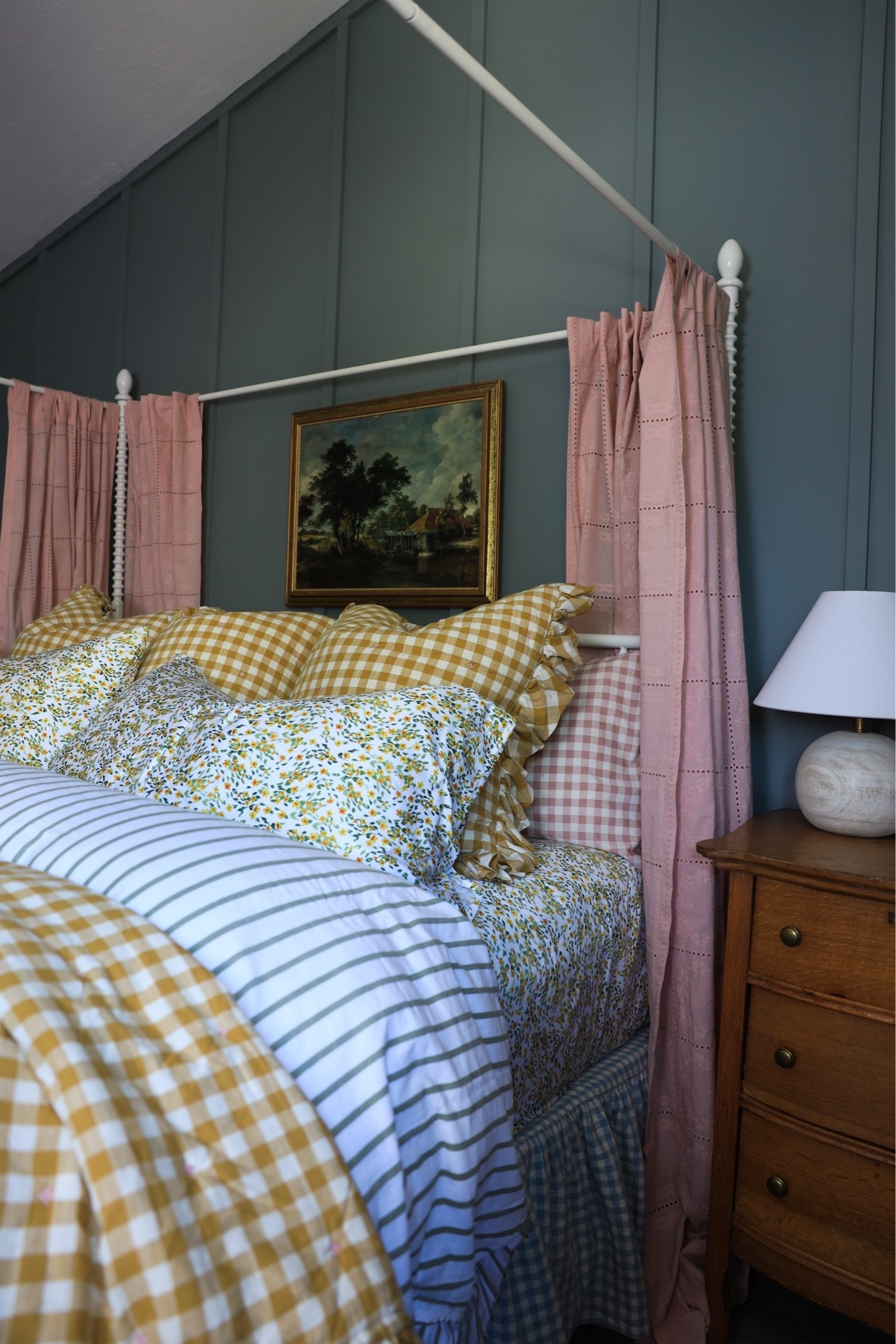 Wall Color Intrigue from Benjamin Moore