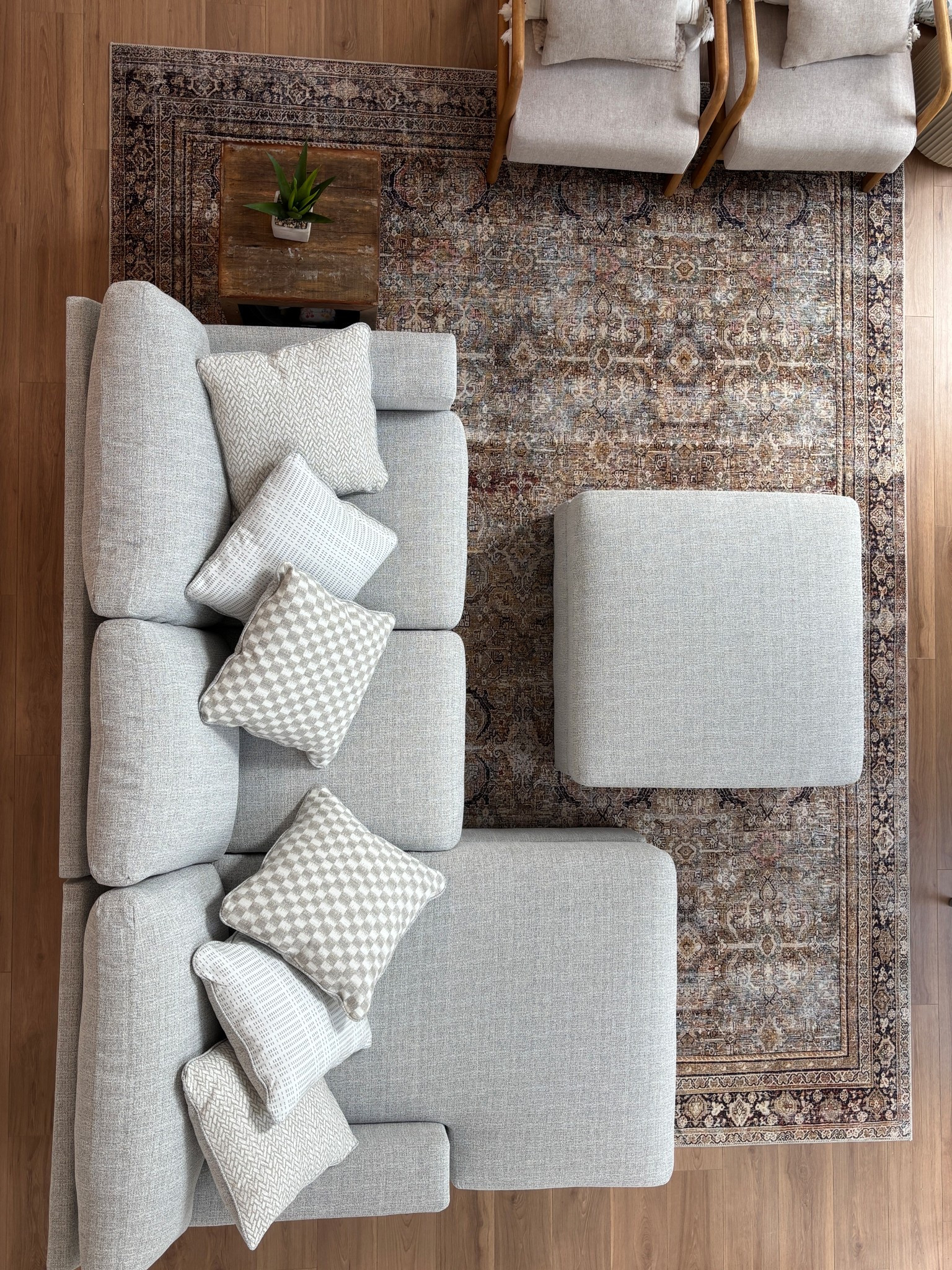 Beautiful living room rug 

#LTKfamily #LTKcanada #LTKsale