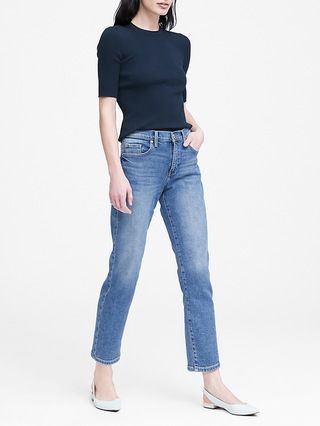 Mid-Rise Relaxed Straight Ankle Jean | Banana Republic US