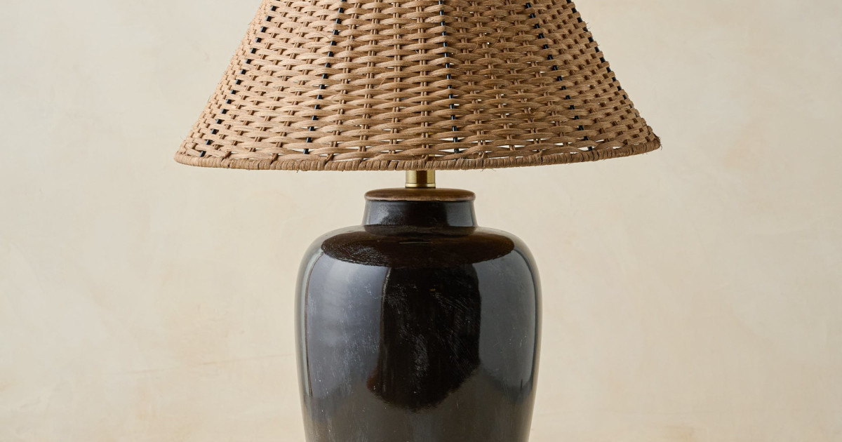 Amalia Table Lamp with Woven Shade | Magnolia