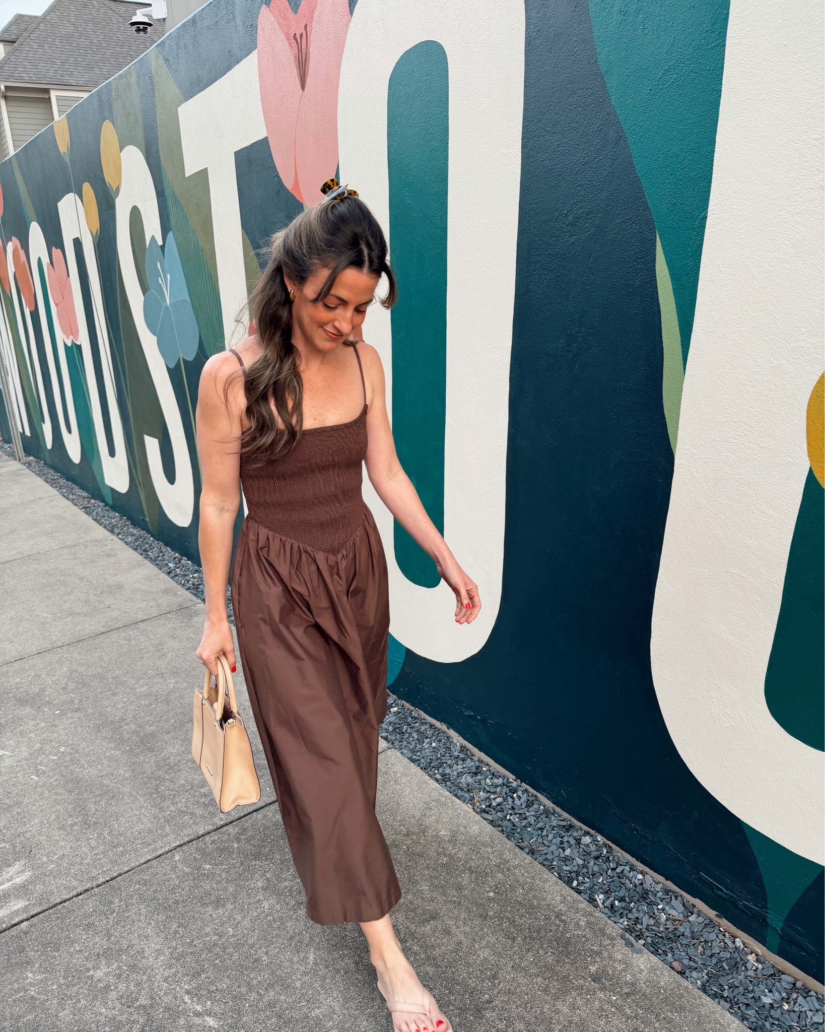 Abercrombie smocked dress on sale right now I’m in size XXSP

#abercrombie #springdress #afsale 

#LTKSeasonal #LTKootd