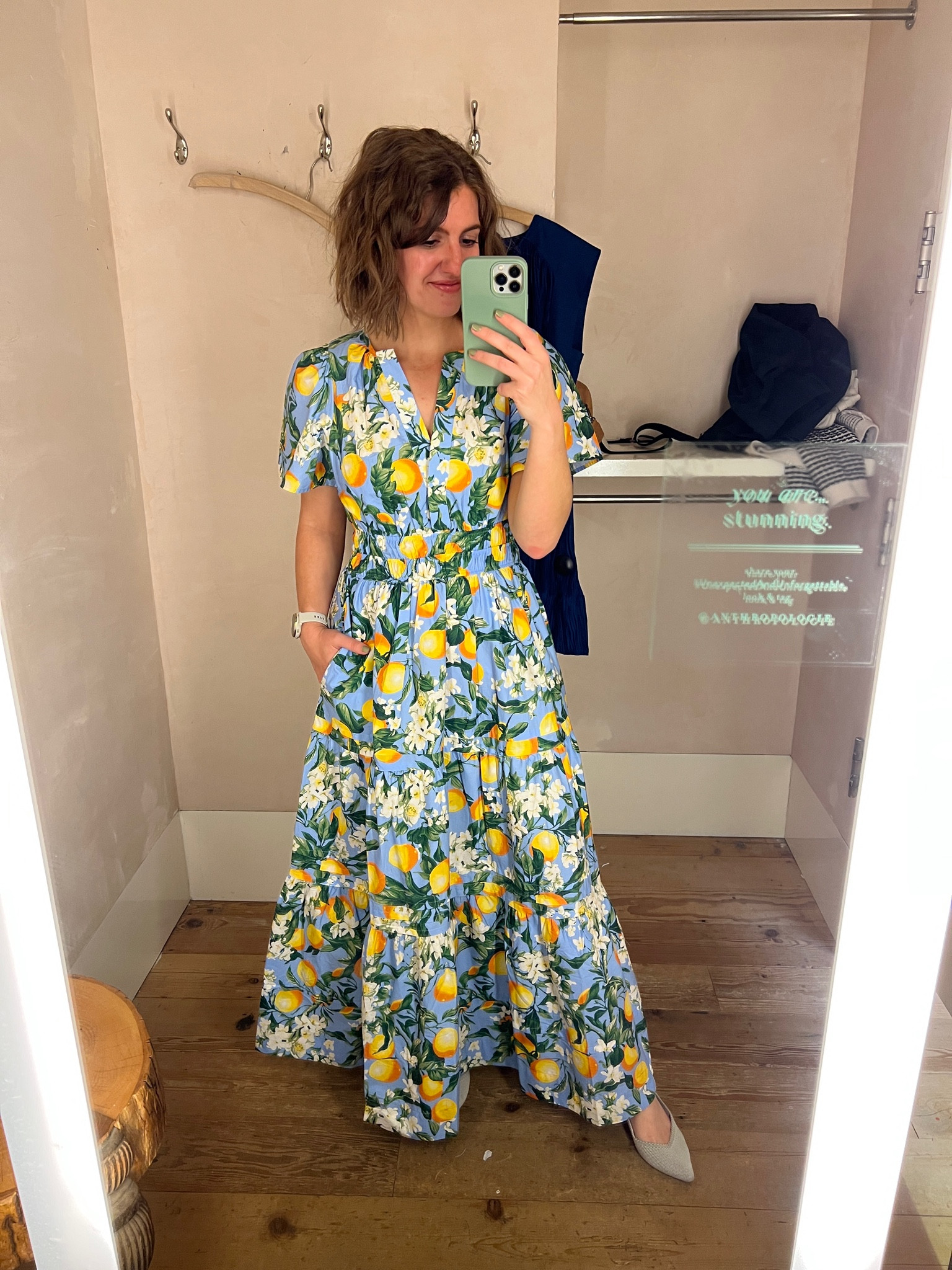 Tried this dress on today as an option for a wedding this weekend! I need the petite length, but LOVE the fit. It’s true to size and so versatile!

#LTKstyletip