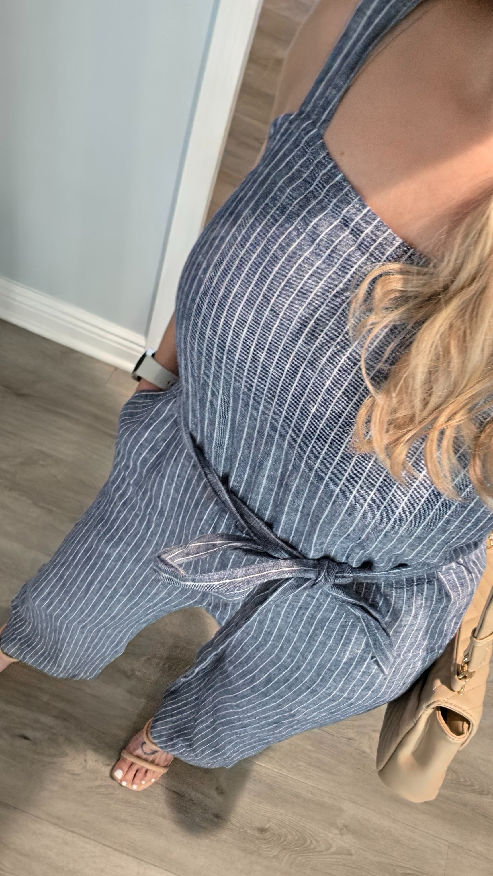 Linen jumpsuit size small! 

#LTKmomlife #LTKgrwm #LTKootd