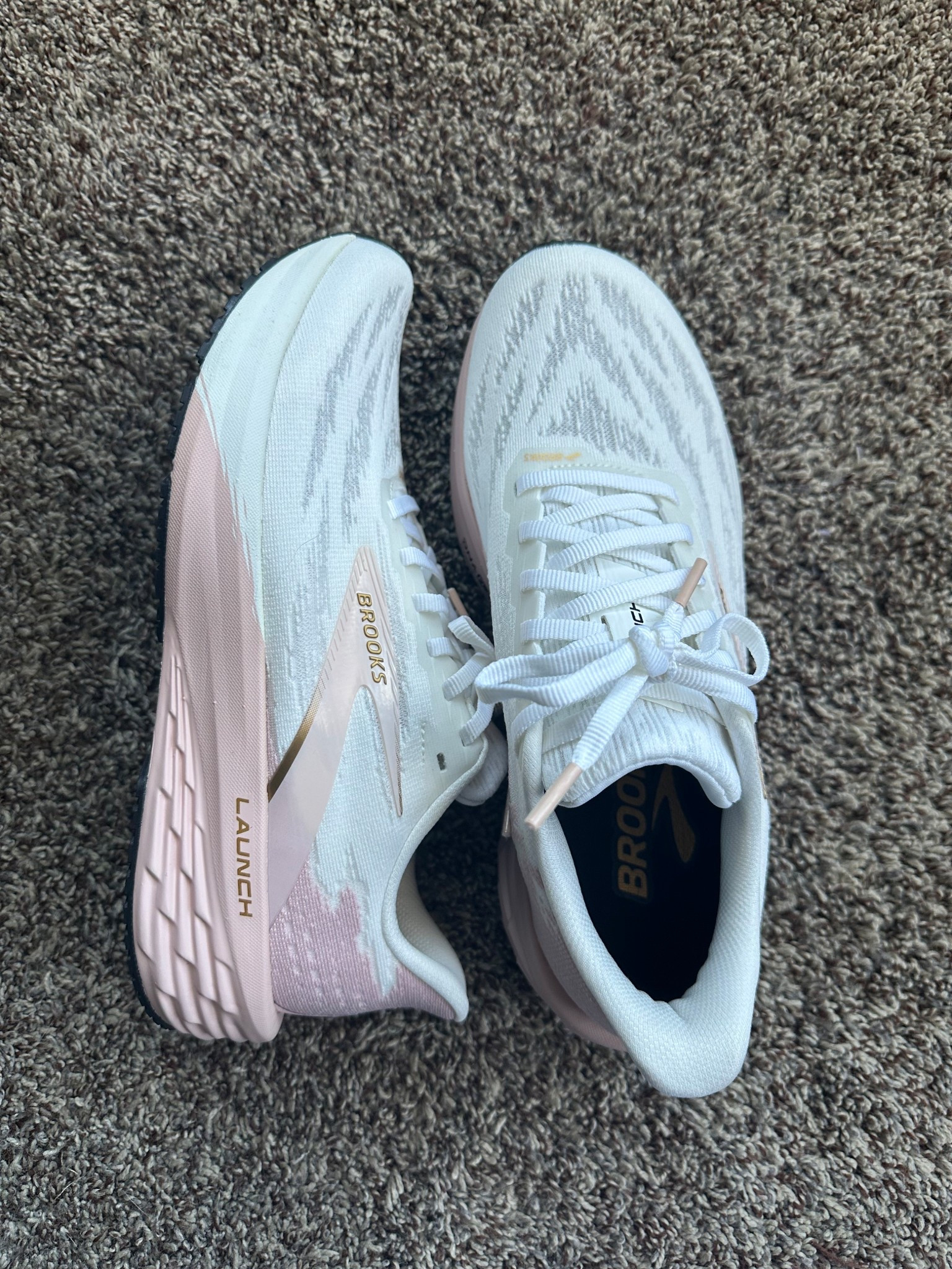 New shoes!!! Freaking love them. So comfy and true to size!

#LTKItBag #LTKActive #LTKShoeCrush