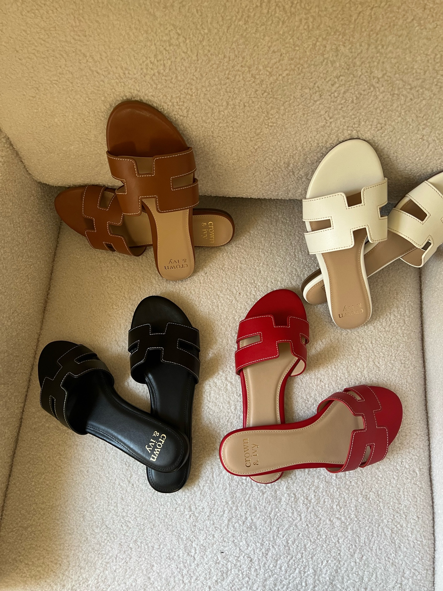 Hermes Dupe Sandals 

#LTKsalealert #LTKfindsunder50 #LTKSeasonal