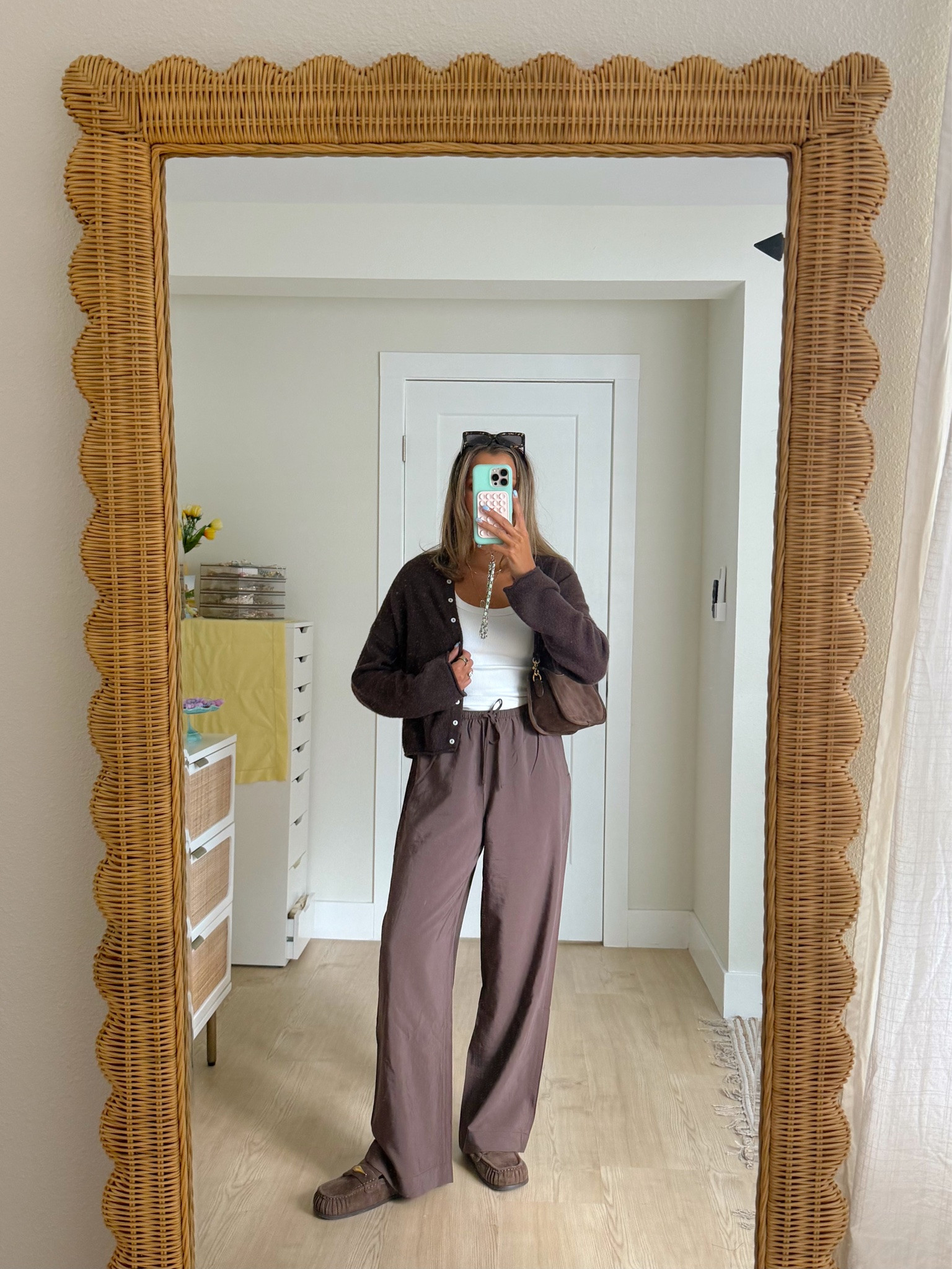 new arrivals from Abercrombie ⭐️ just in time for fall! wearing an XS in this sweater and pants