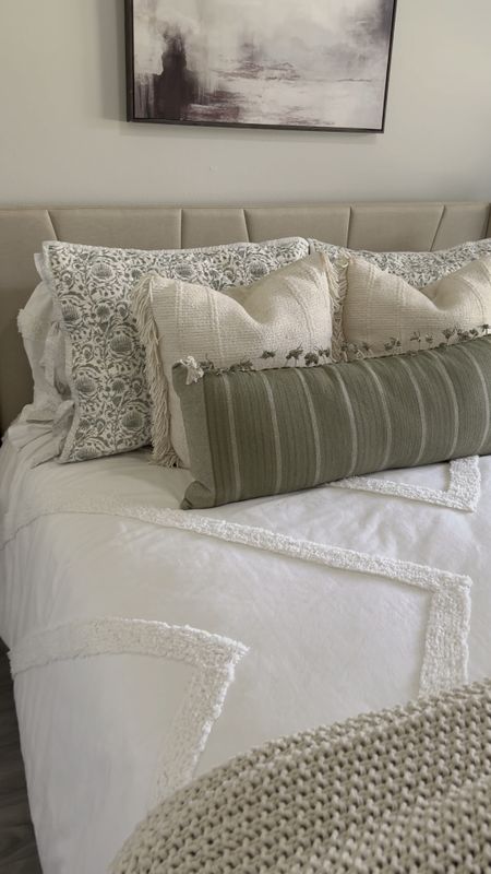 Bedroom decor, bedding, upholstered bed 

#LTKStyleTip #LTKVideo #LTKHome