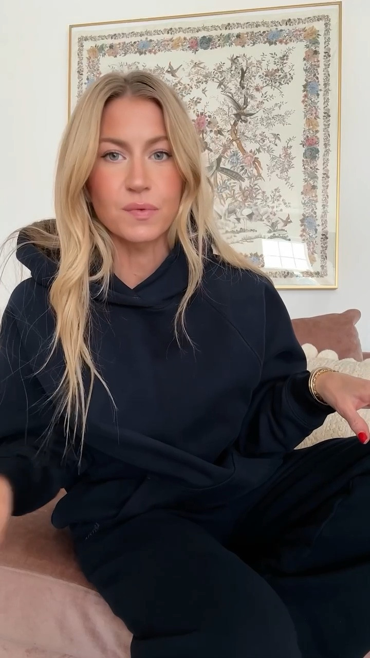 My favorite Aritzia sweat set! 
Top: runs oversized, wearing size small 
Bottoms: run TTS

#LTKGiftGuide #LTKHoliday