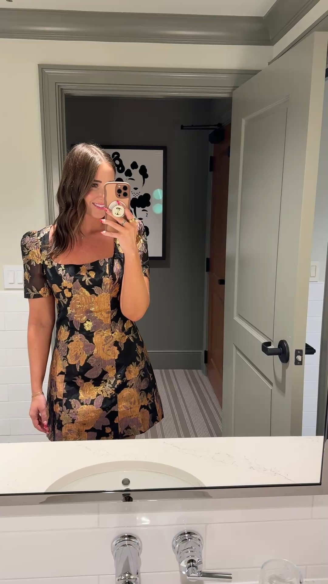 A floral mini dress I’ll have on repeat this spring! + it was the perfect dress to travel with too!

Wearing a medium! 

#LTKTall #LTKTravel #LTKgrwm