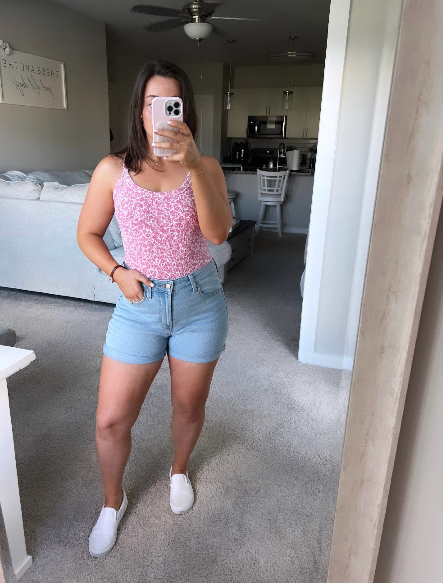 FULL OLD NAVY OUTFIT

#oldnavy

#LTKSaleAlert #LTKSeasonal #LTKBacktoSchool