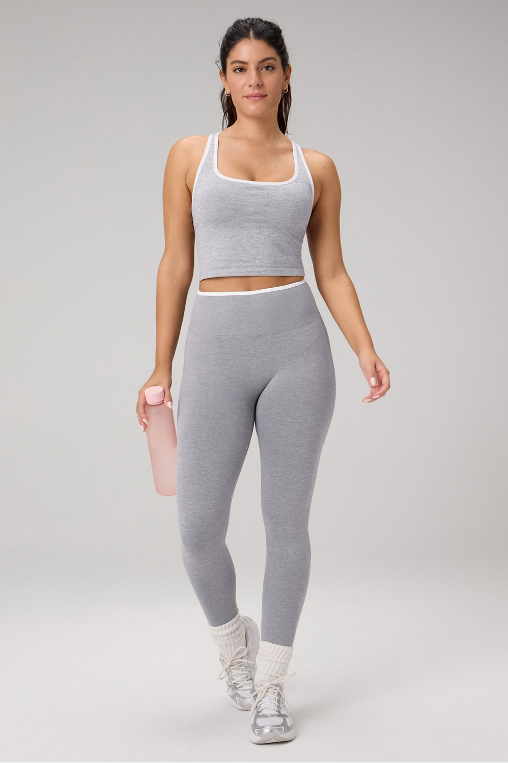 Change ModelChange ModelManuela - Wearing Size: MHeight: 5'9''Bottom Size: MTop Size: MBra Size: ... | Fabletics
