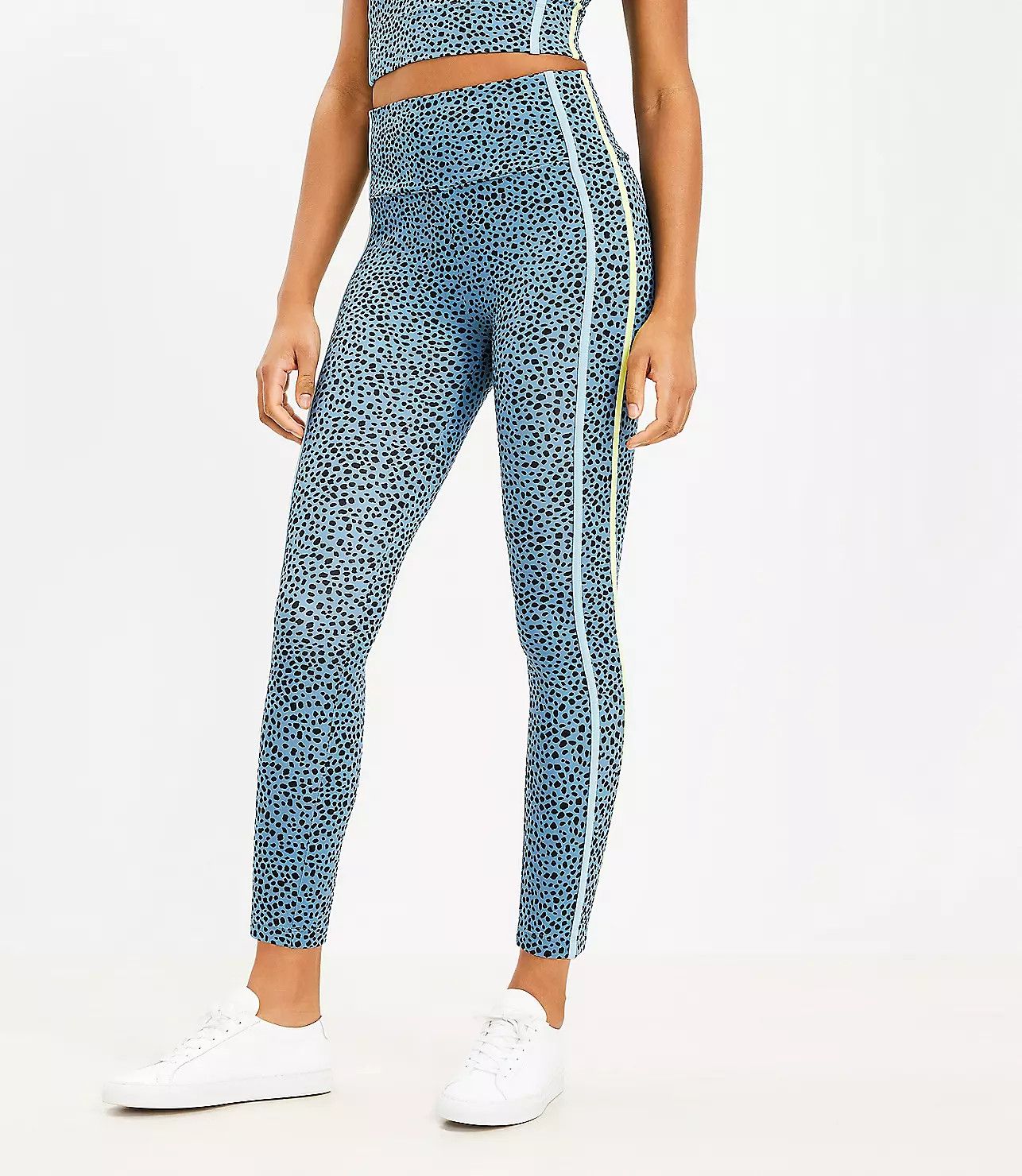 Lou & Grey Leopard Print Luvstretch Pocket Leggings | LOFT