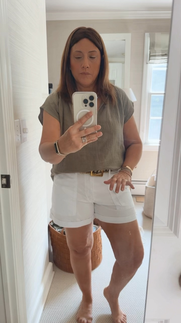 OOTD! Weekend ! BBQ! 

#LTKxWalmart #shorts #sunglasses

#LTKSeasonal