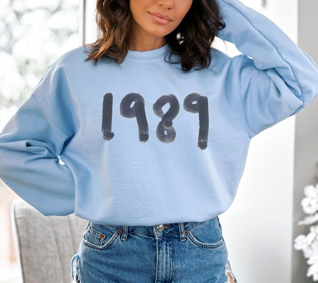 1989 Sweatshirt Taylor Crewneck Country Music Viral Concert - Etsy | Etsy (US)