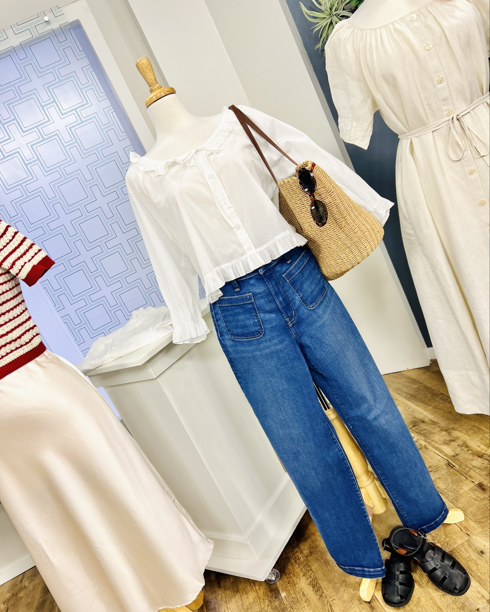 A staple for French women is the woven market bag, and this inclues all the shapes and sizes, but the big tote bag is most certainly a favorite! This one is from JCrew, and was my favorite as I was looking for the perfect one, but you can find them all over! I paired it with the fabulous set, again this is from Sonderhaus, and while the feeling is so French we Americans love a set so I thought this was perfect to share with you guys! I just feels like a pirot, meets “give me some paints and a canvas so I can paint on the Sene!" This top would be equally fabulous with a pair of jeans! And I just paired it with some classic leather fisherman sandals! 