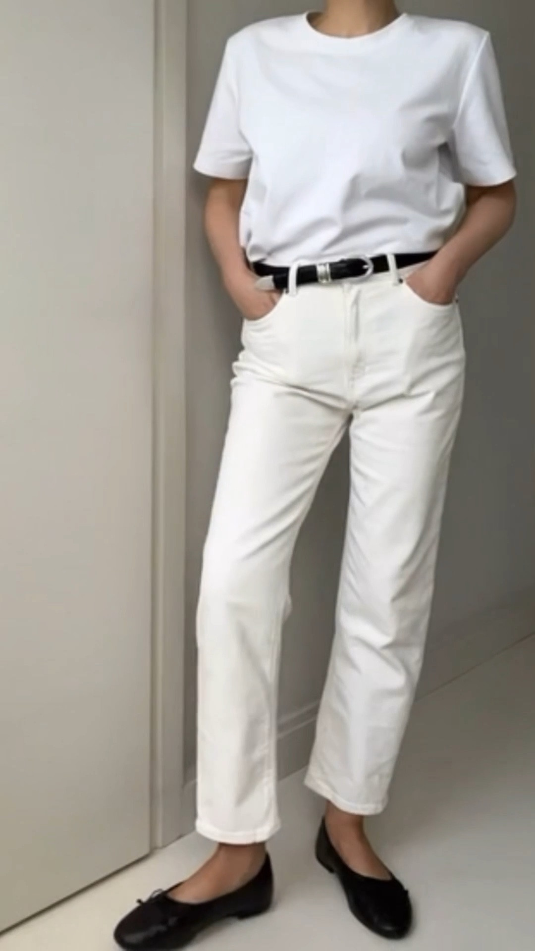 I Bought An Excellent Dehanche Dupe 🖤
It’s About A Quarter Of The OG Price 🙌🏼
#yourewelcome #dehanche #dehanchedupe #belt #springoutfit #denimoutfit #whitejeans 

#LTKstyletip #LTKuk #LTKspring