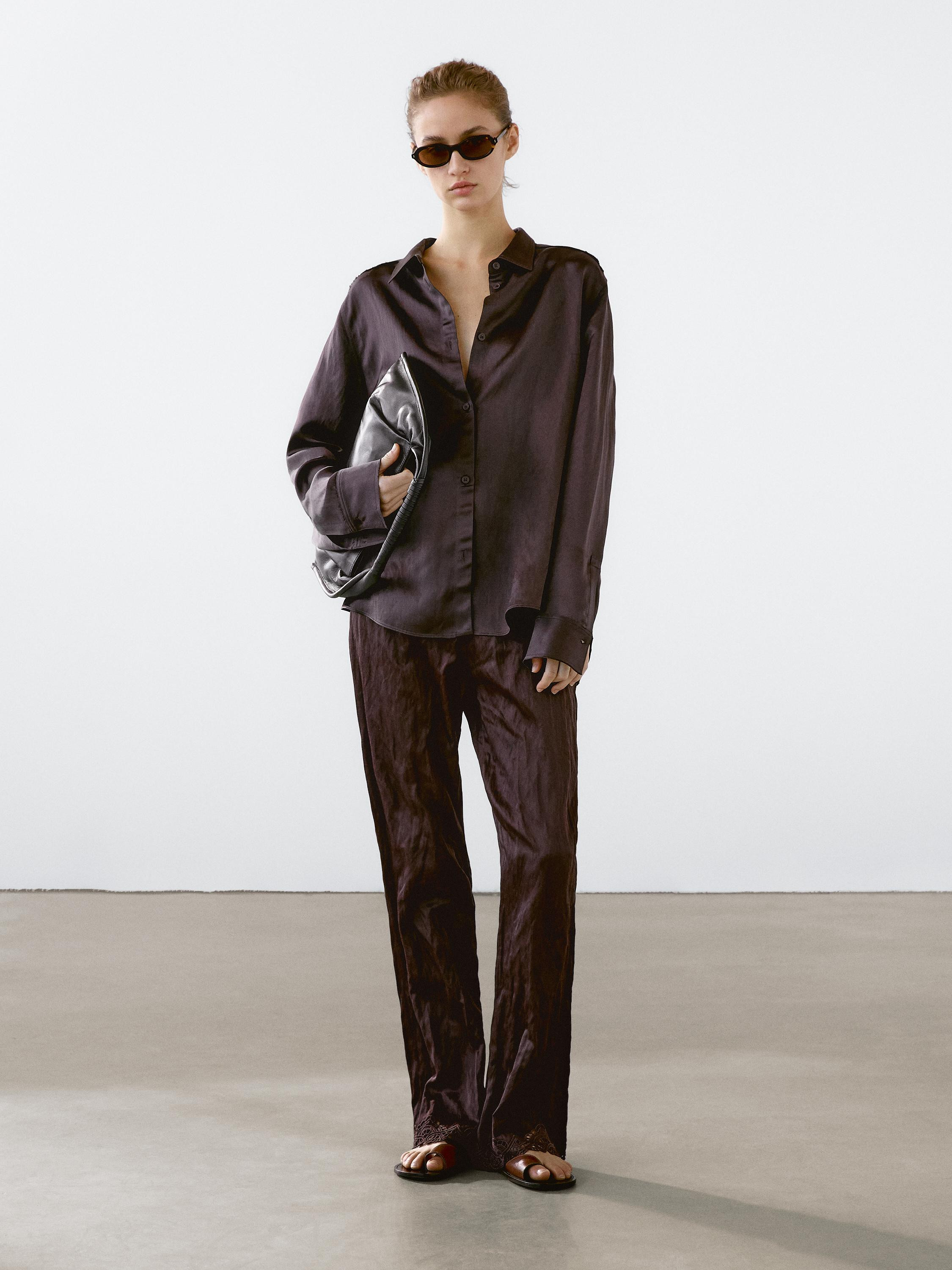 Fließendes Hemd in Satinoptik mit langen Ärmeln | Massimo Dutti DE