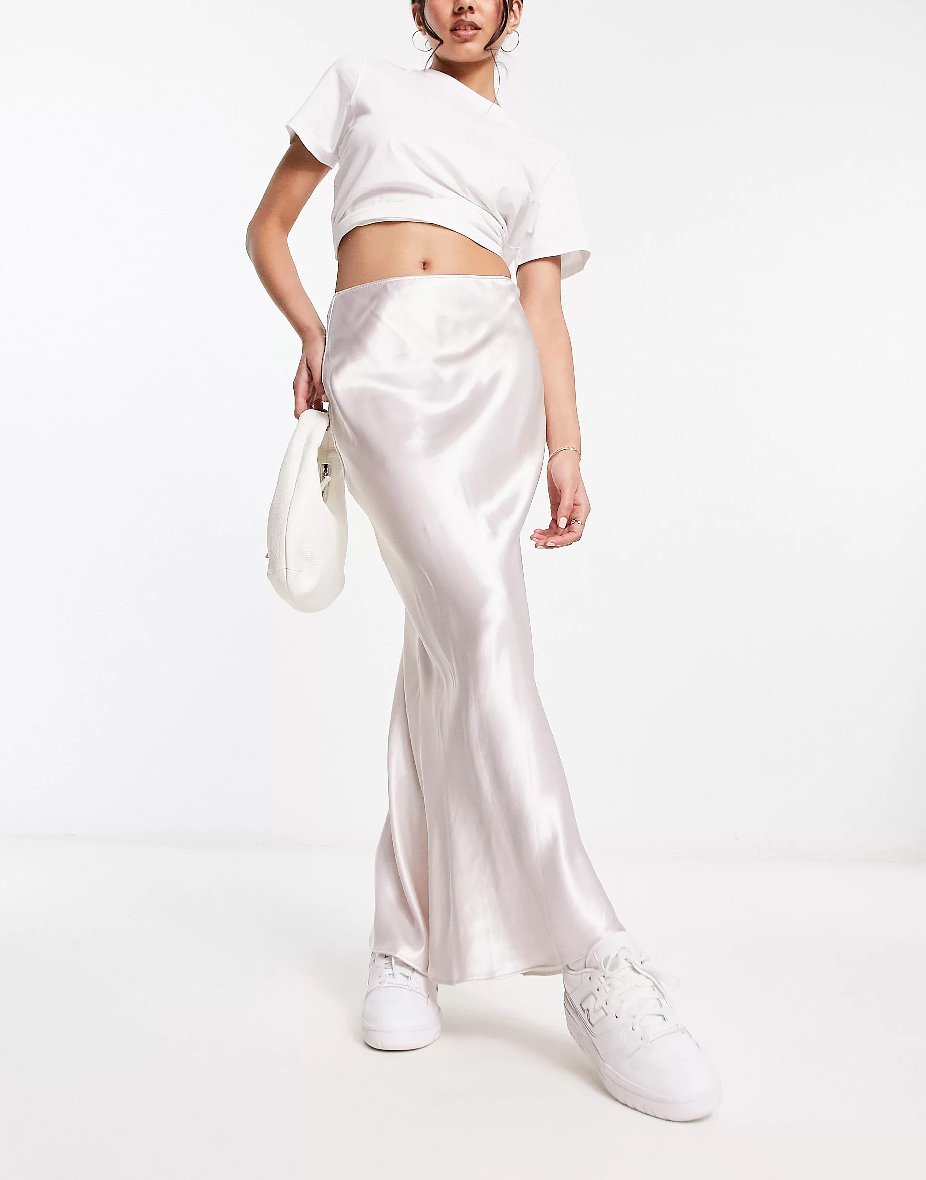 River Island - Gonna midi in raso argento con taglio asimmetrico | ASOS (Global)