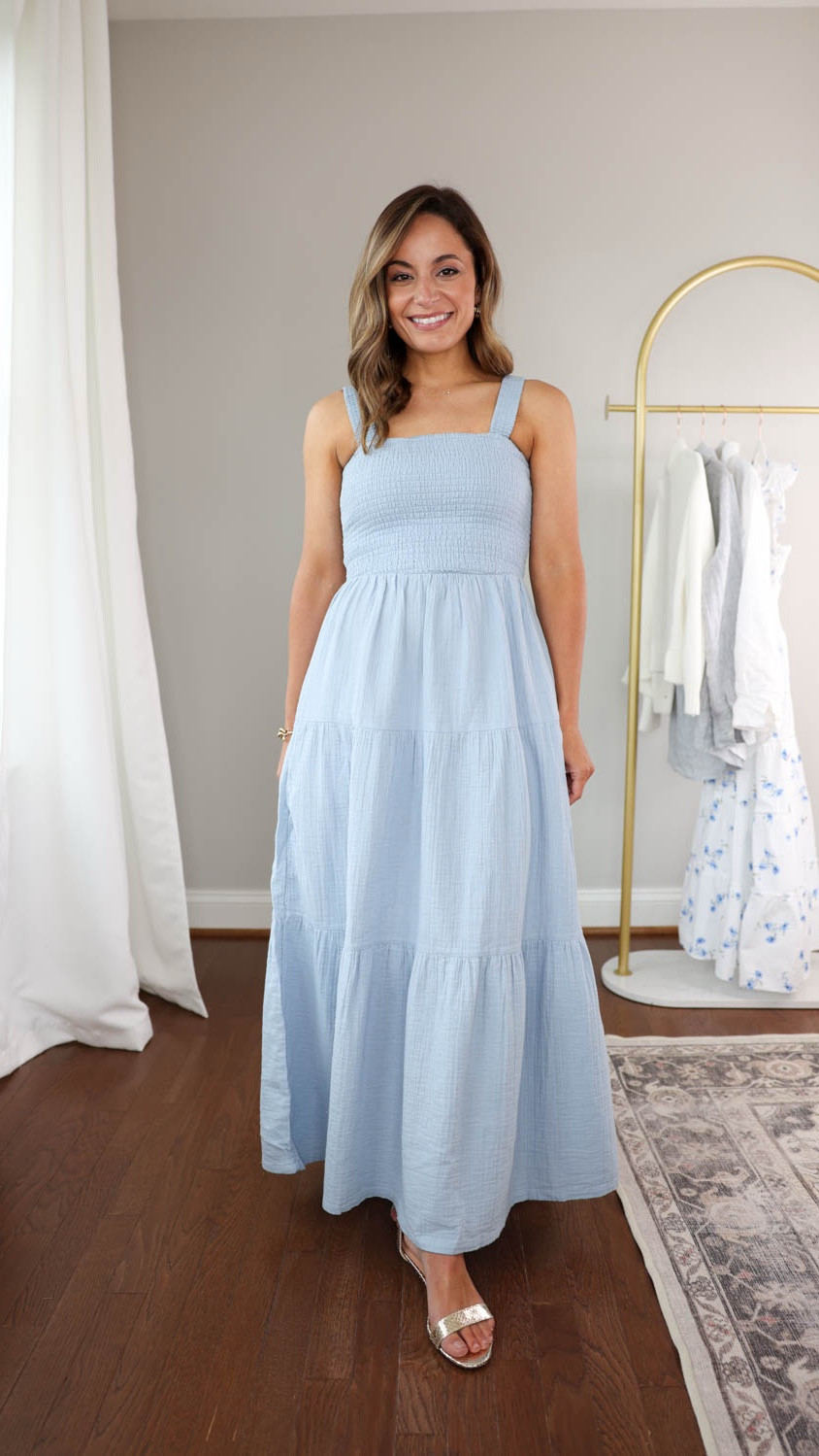 100% cotton and linen summer outfits from @onequince #quincepartner 

I couldn’t resist the high-rise linen shorts in this gorgeous shade of red. Plus, two organic cotton dresses that are petite-friendly! 

Cotton Gauze Dress: XS  - true to size, the straps are too long for me and are pinned here 

Other pieces from the video: 

Linen Shorts: XS
Boatneck Top: XS
Cotton Cropped Cardigan: XS
Cotton Smocked Dress: XS



#LTKPetite