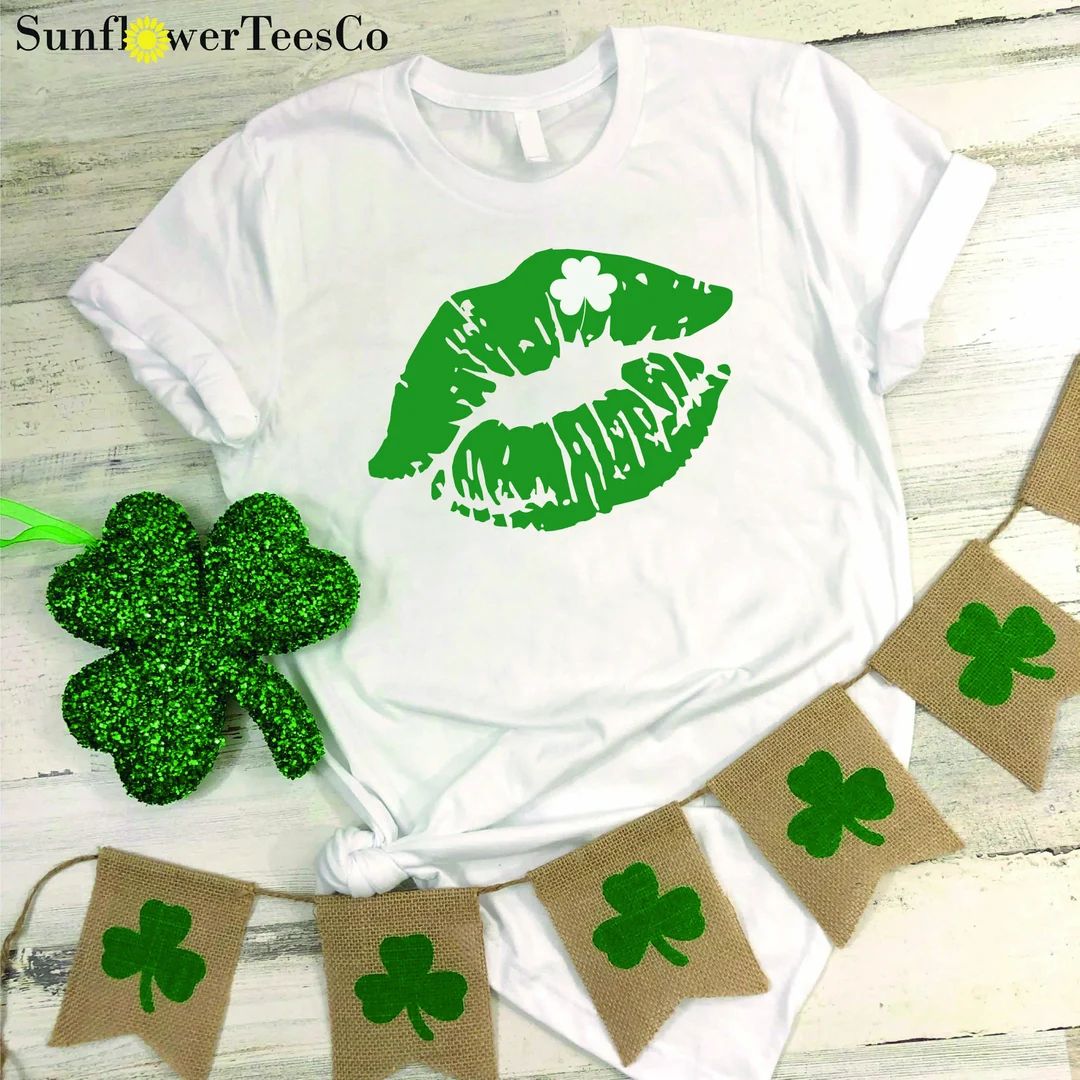 Lucky Kiss Shirt, Shamrock Lips T-shirt, Irish Kiss Shirt, St Patricks Day Gift, Irish Day Shirt,... | Etsy (US)