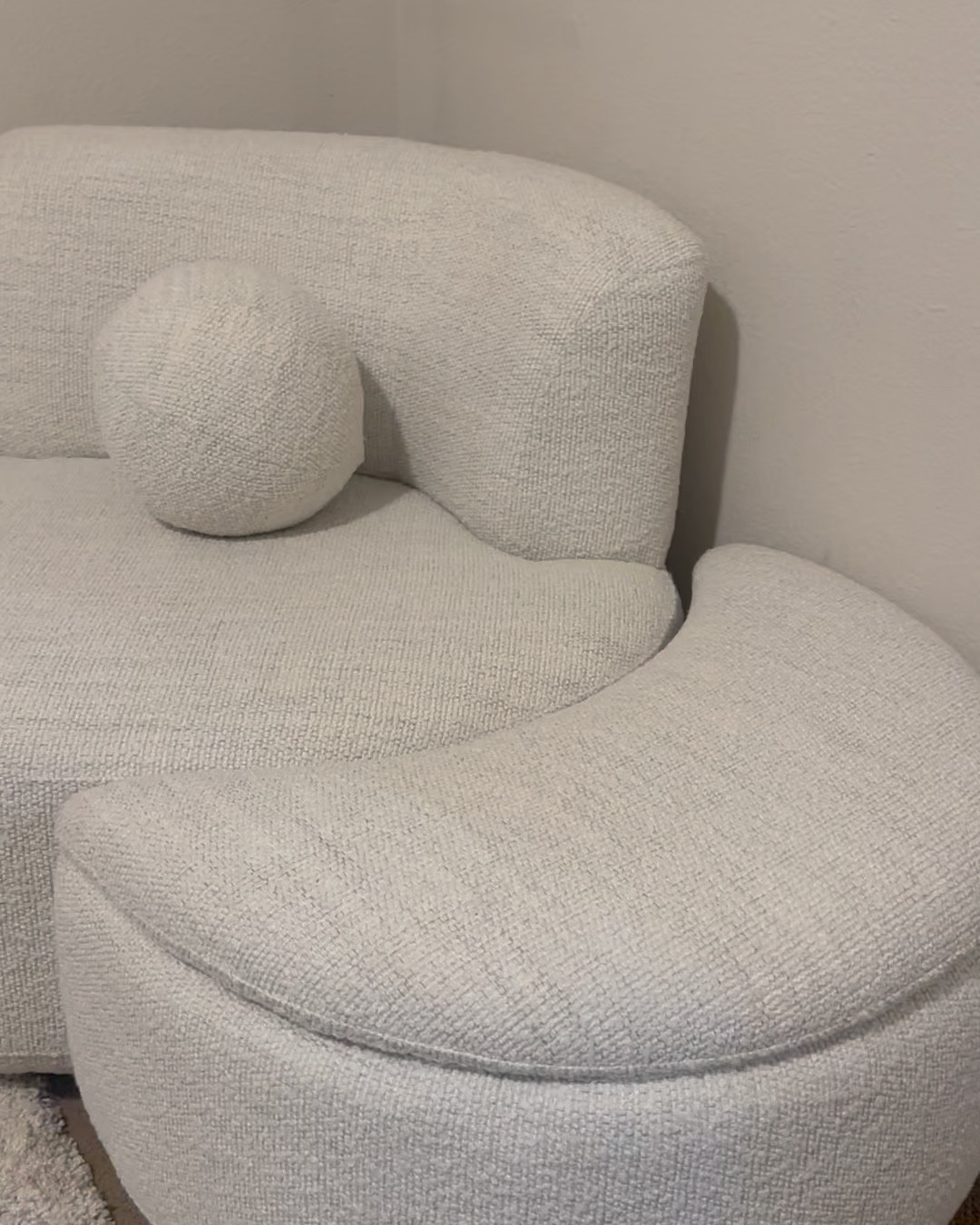 Just got this cutie cozy corner chair for our bedroom! It is on the shorter side but I love how versatile it is with the ottoman/foot stool that can be moved to either side! It also has storage. The fabric is light but has a variation of color and is boucle so from my experience it is super durable!

Accent chair, cozy chair, boucle chair, bedroom chair, chase lounge, lounge chair, bedroom design, bedroom ideas 

#LTKHoliday #LTKSeasonal #LTKHome