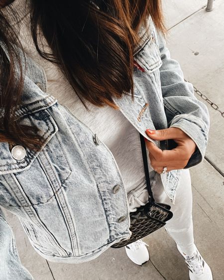 I’m just shy of 5-7” and wear the size M denim jacket for more of an oversized fit, StylinByAylin 

#LTKunder100 #LTKSeasonal #LTKstyletip
