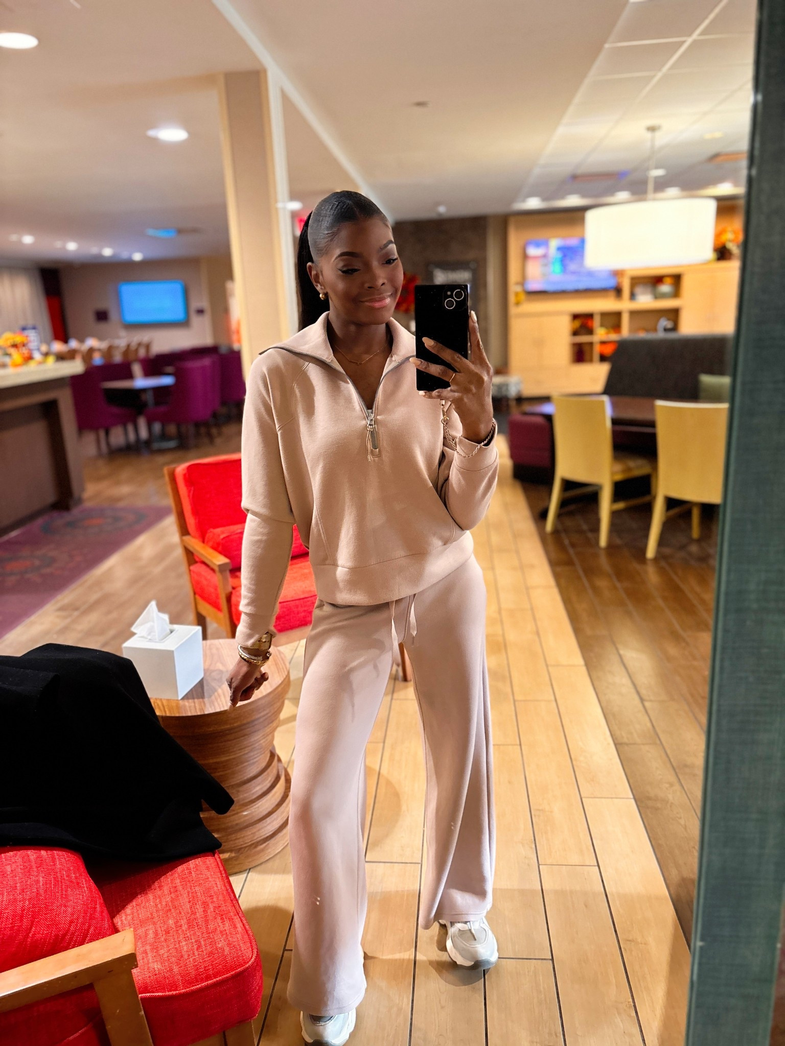 Quick cozy look for the day — wearing my go-to Spanx AirEssentials set.
Linked the exact pieces + today’s makeup favorites. Everything is discounted for Black Friday so now’s the time!

#LTKdayinmylife #LTKCyberWeek #LTKHoliday