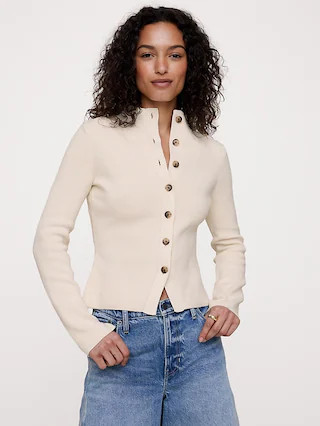 productInfo | Banana Republic (CA)