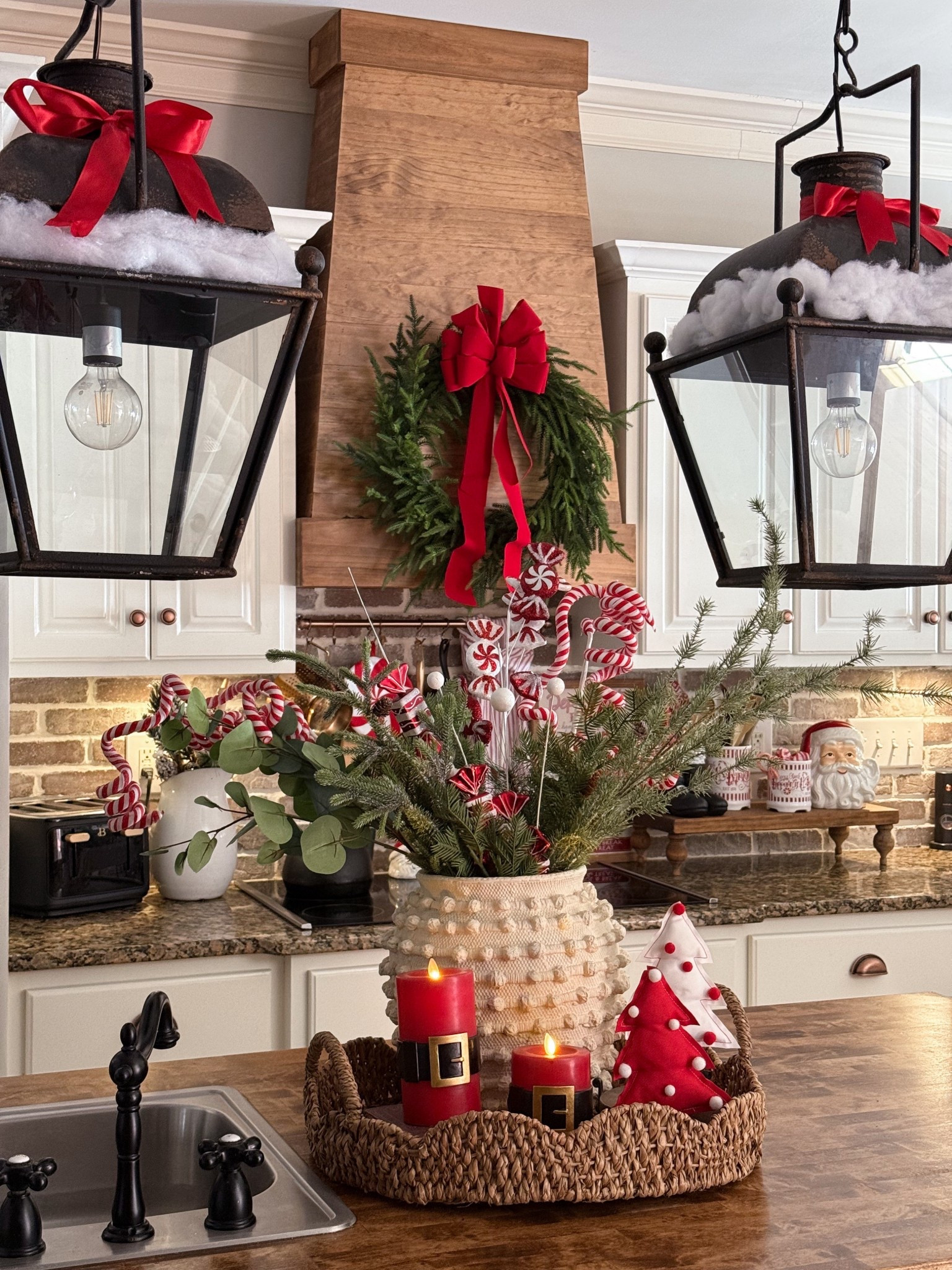 You can save 10% on these amazing Santa candles with code CAROLINACOZY10

#LTKSeasonal #LTKHoliday #LTKSaleAlert